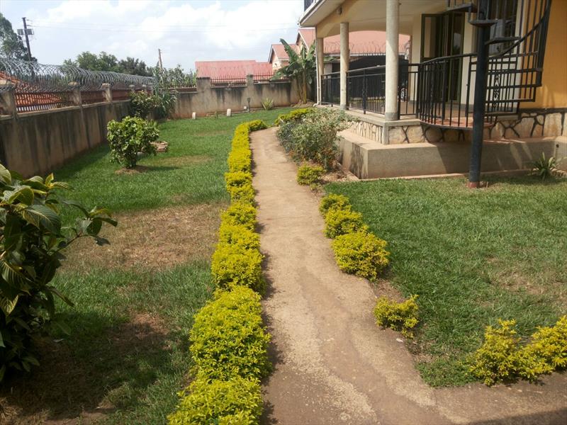 Bungalow for rent in Najjera Wakiso