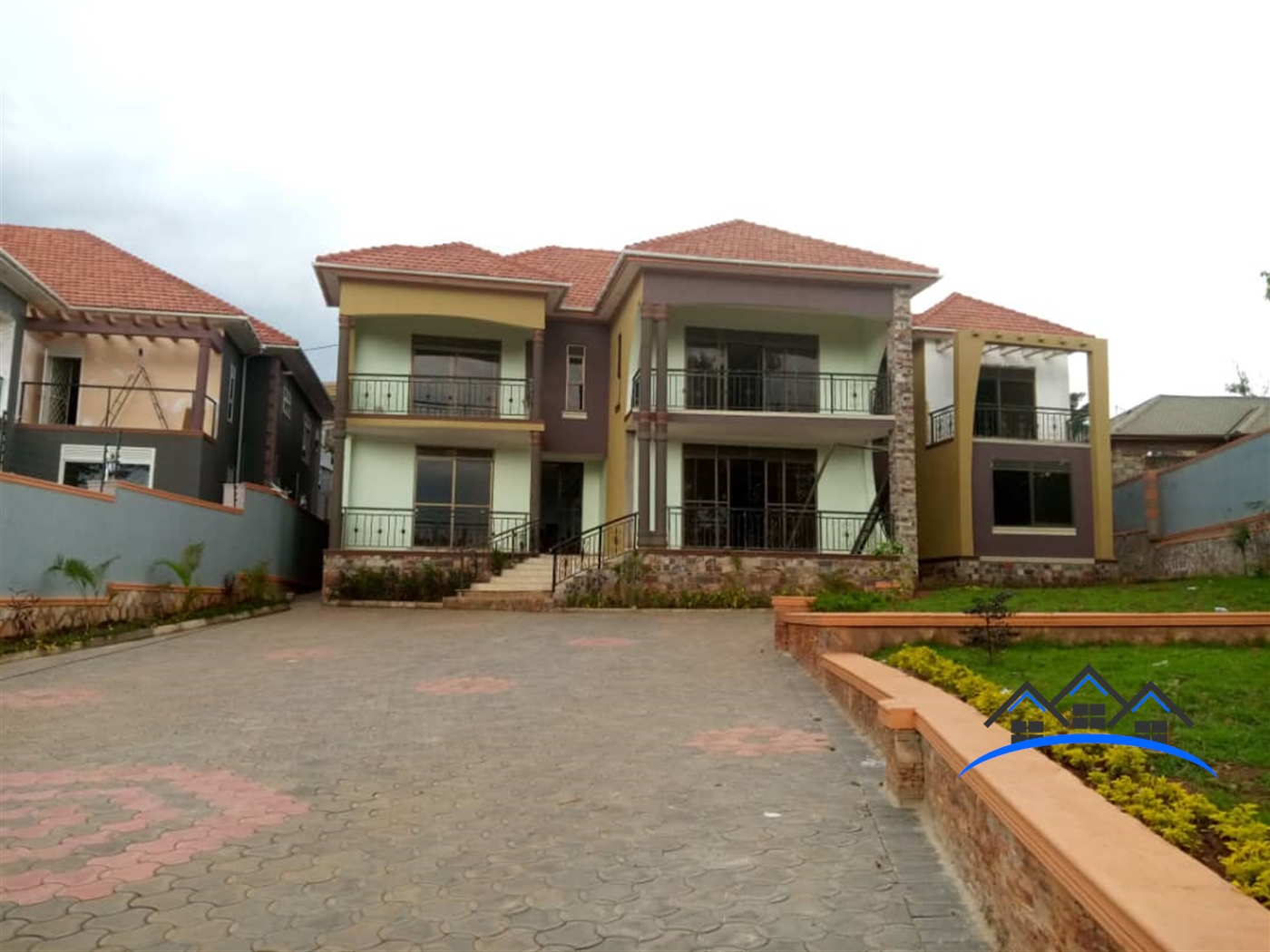 Storeyed house for sale in Kiwaatule Kampala