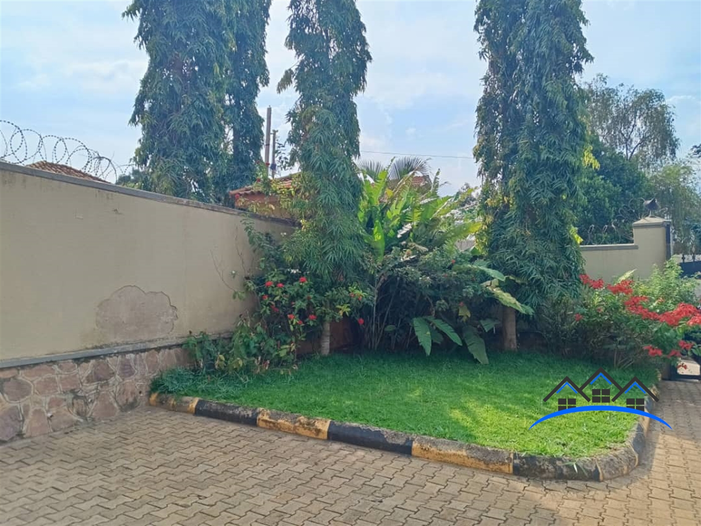 Storeyed house for sale in Muyenga Kampala