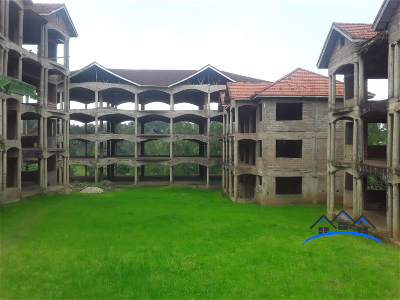 Commercial block for sale in Mbalestate Mbaale