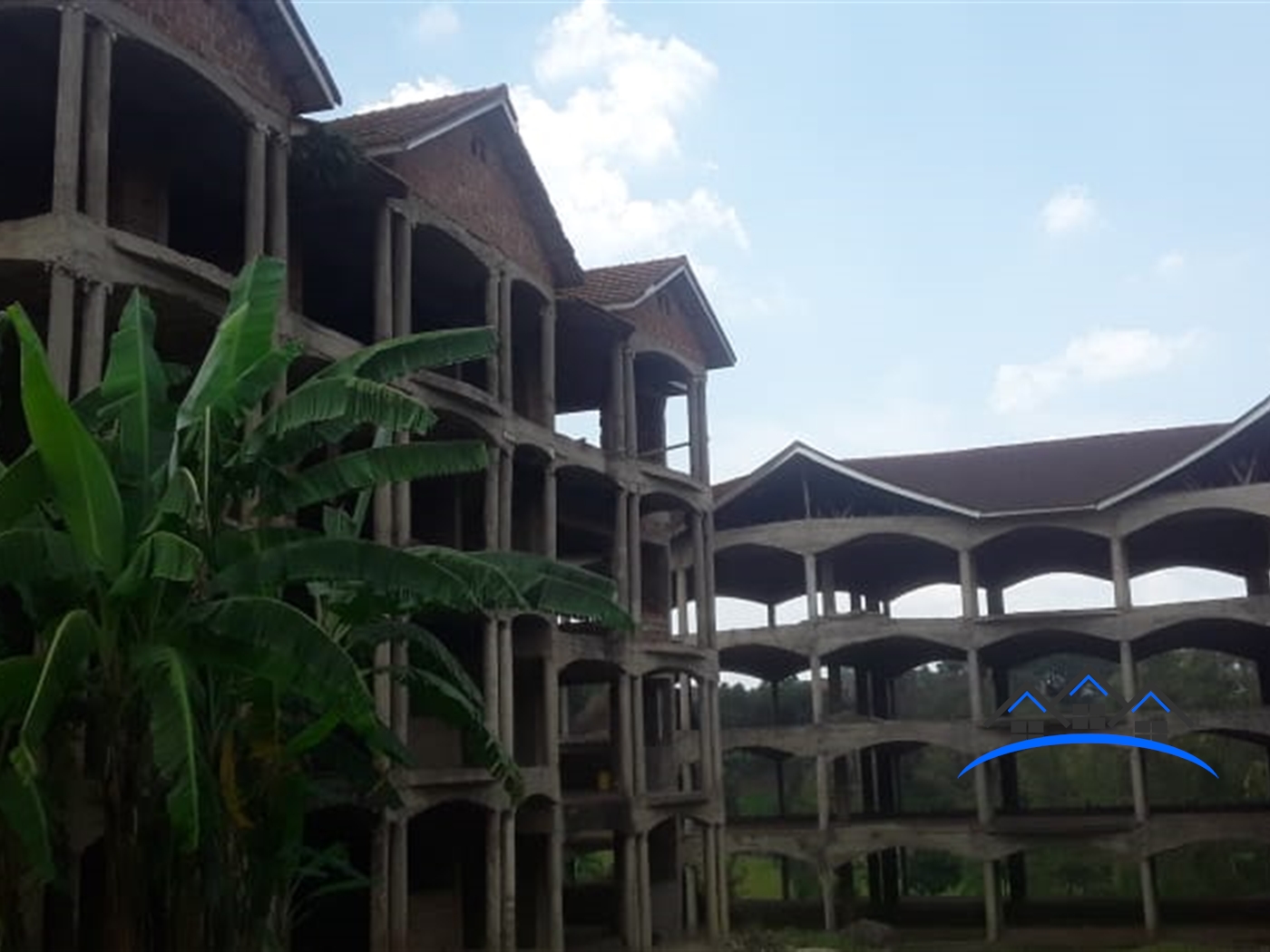 Commercial block for sale in Mbalestate Mbaale