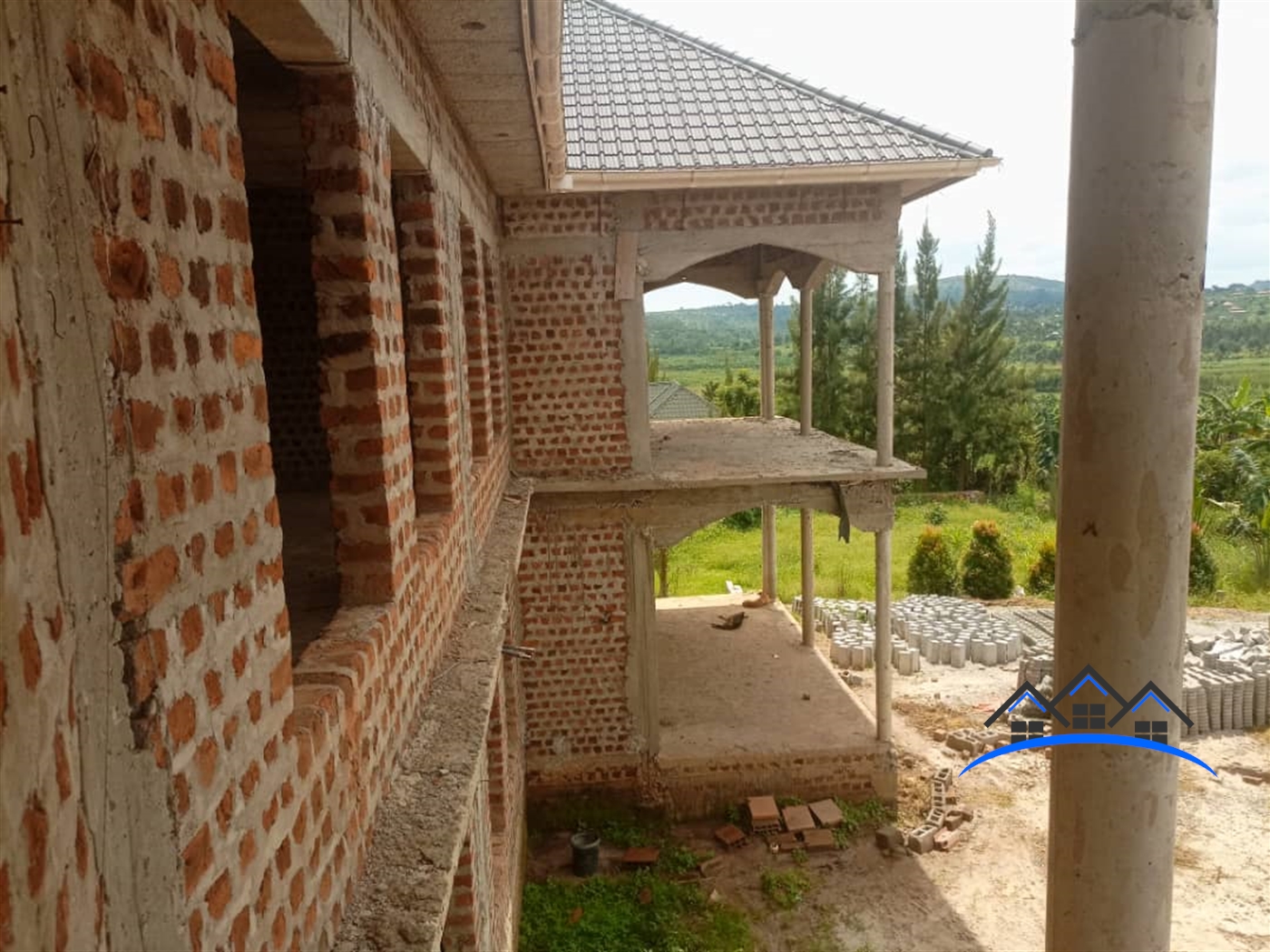 Shell House for sale in Ssanga Wakiso