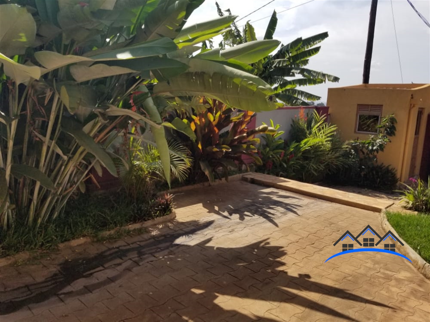 Storeyed house for sale in Kira Wakiso