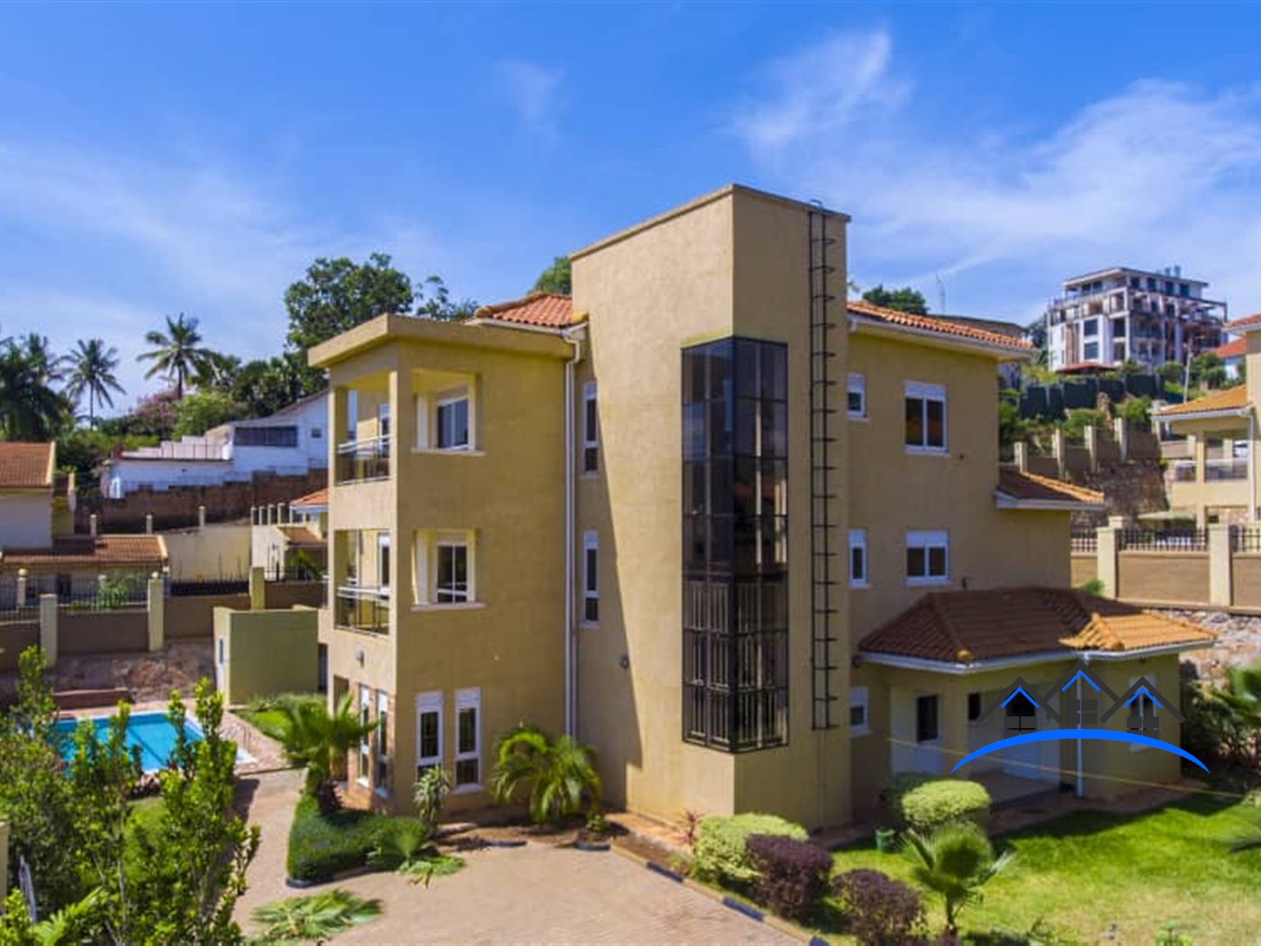 Mansion for sale in Munyonyo Kampala