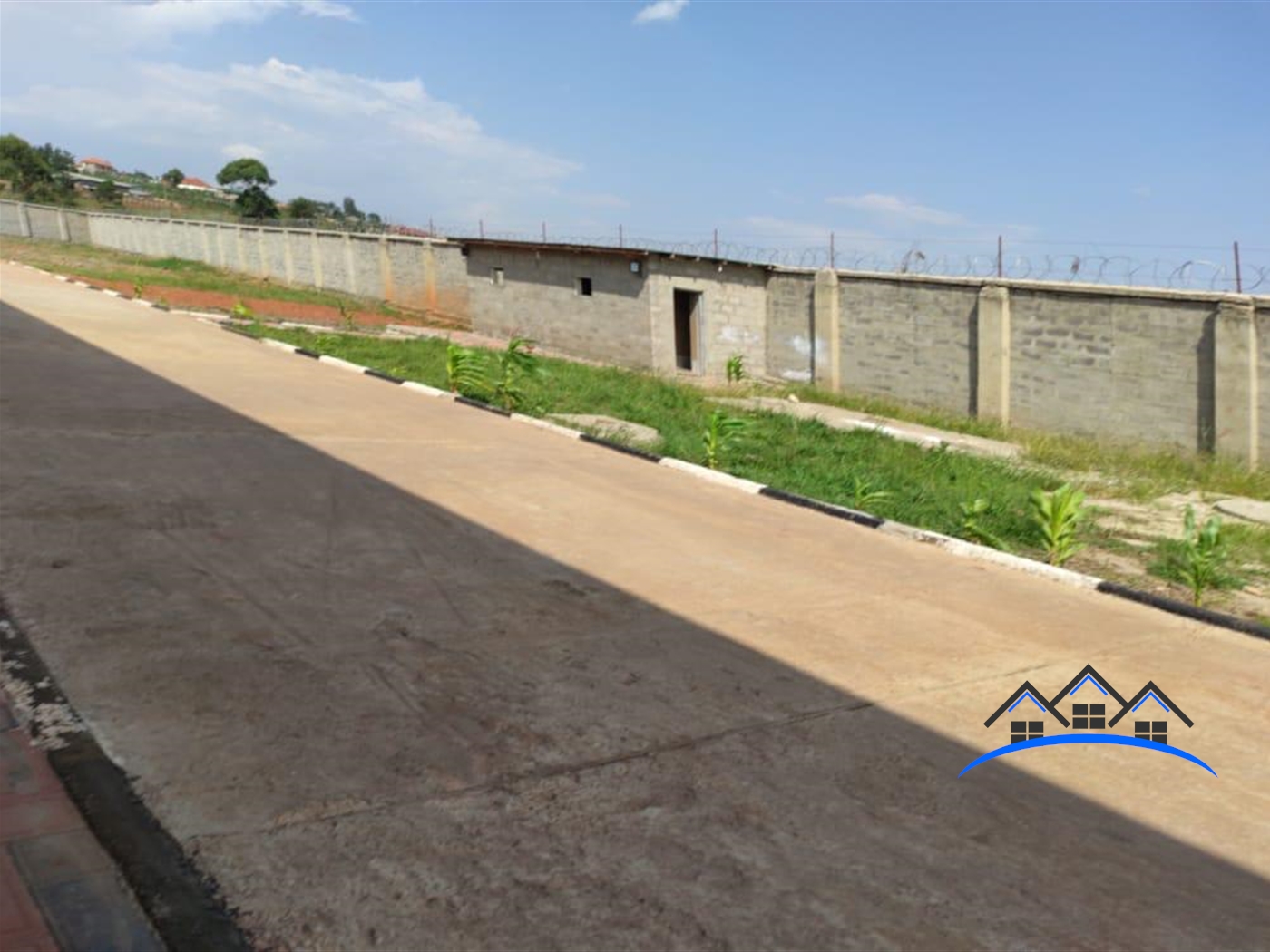 Warehouse for sale in Matugga Wakiso