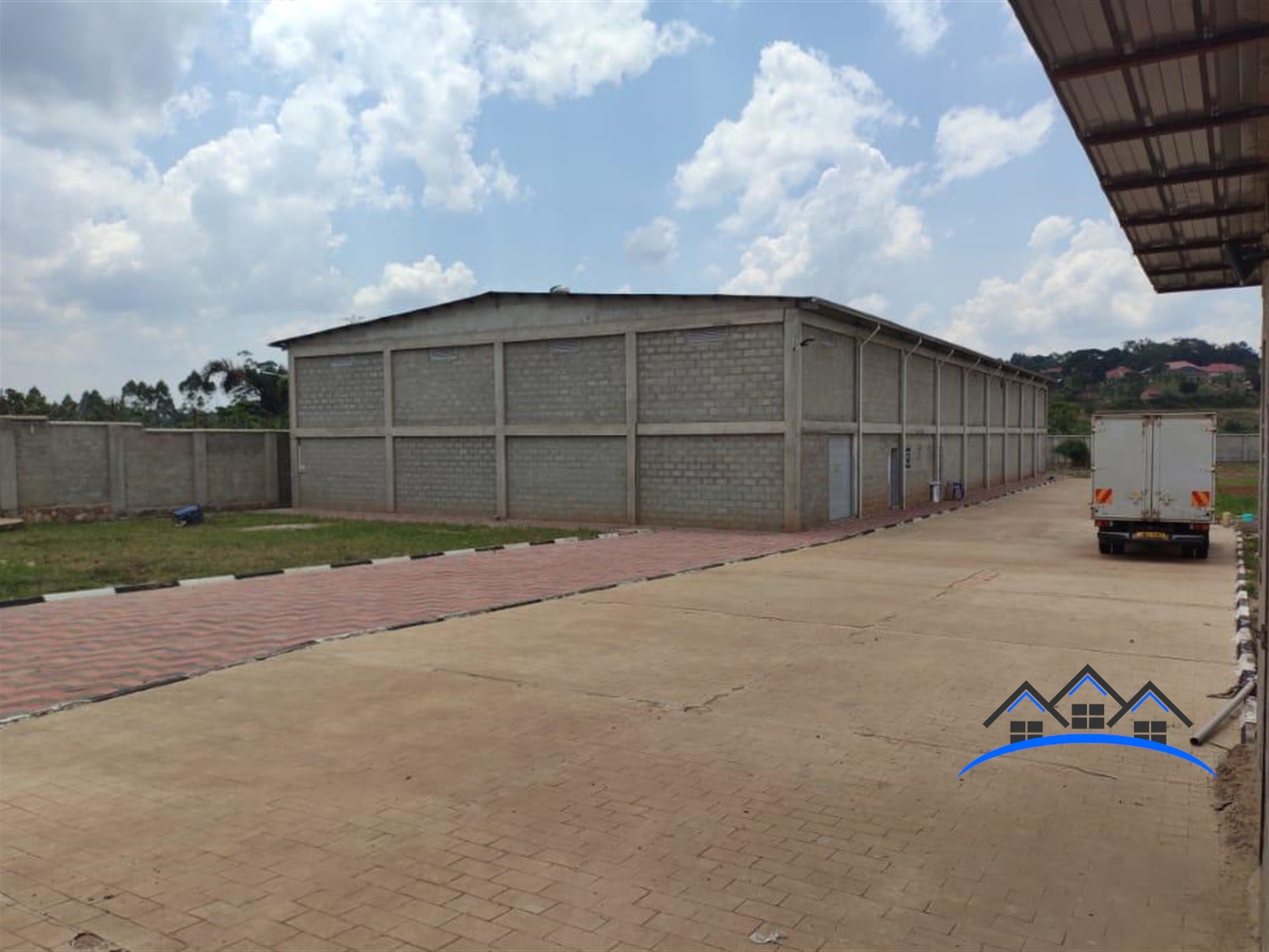 Warehouse for sale in Matugga Wakiso