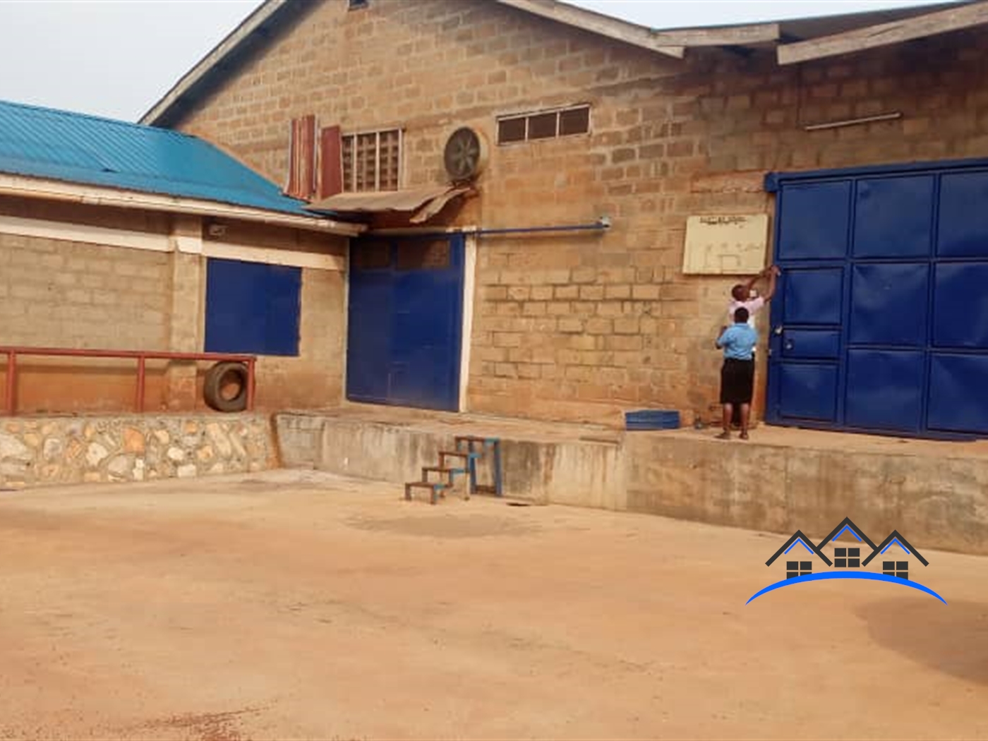 Warehouse for sale in Bunamwaaya Wakiso