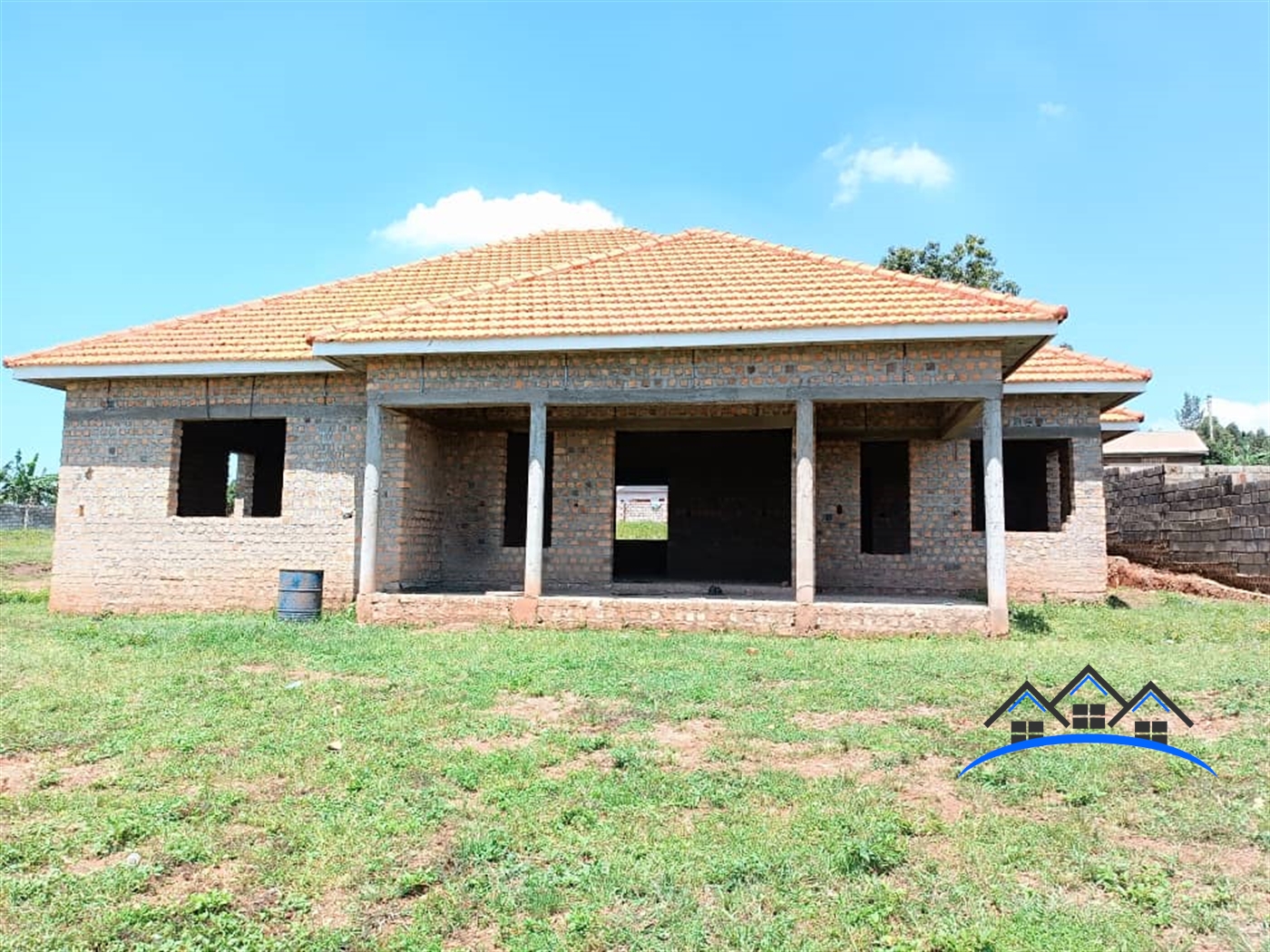 Shell House for sale in Kasangati Wakiso