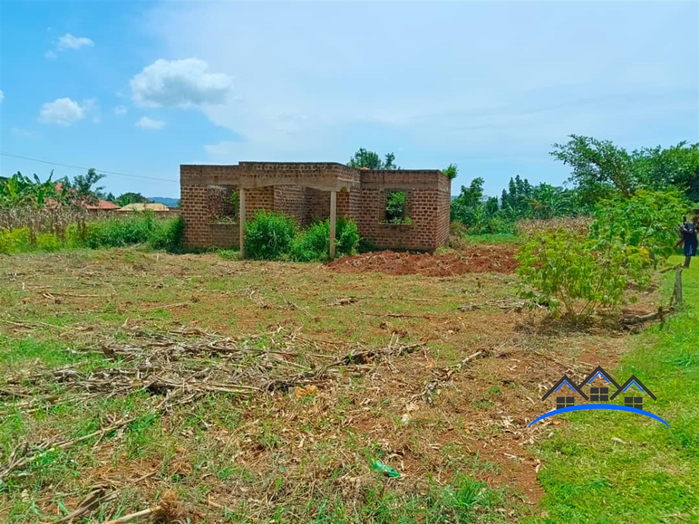 Shell House for sale in Namayiba Mukono