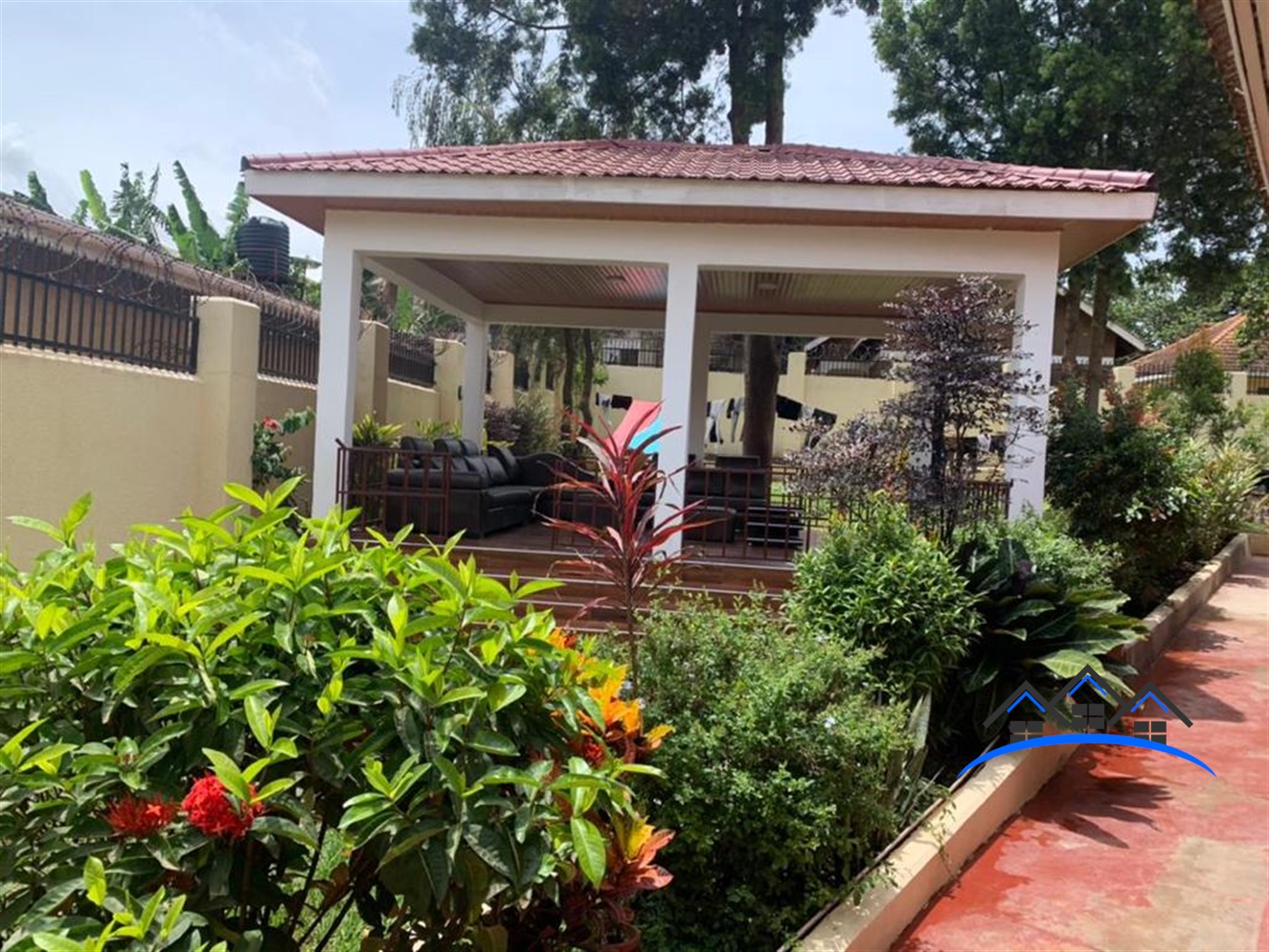 Bungalow for sale in Bukoto Kampala