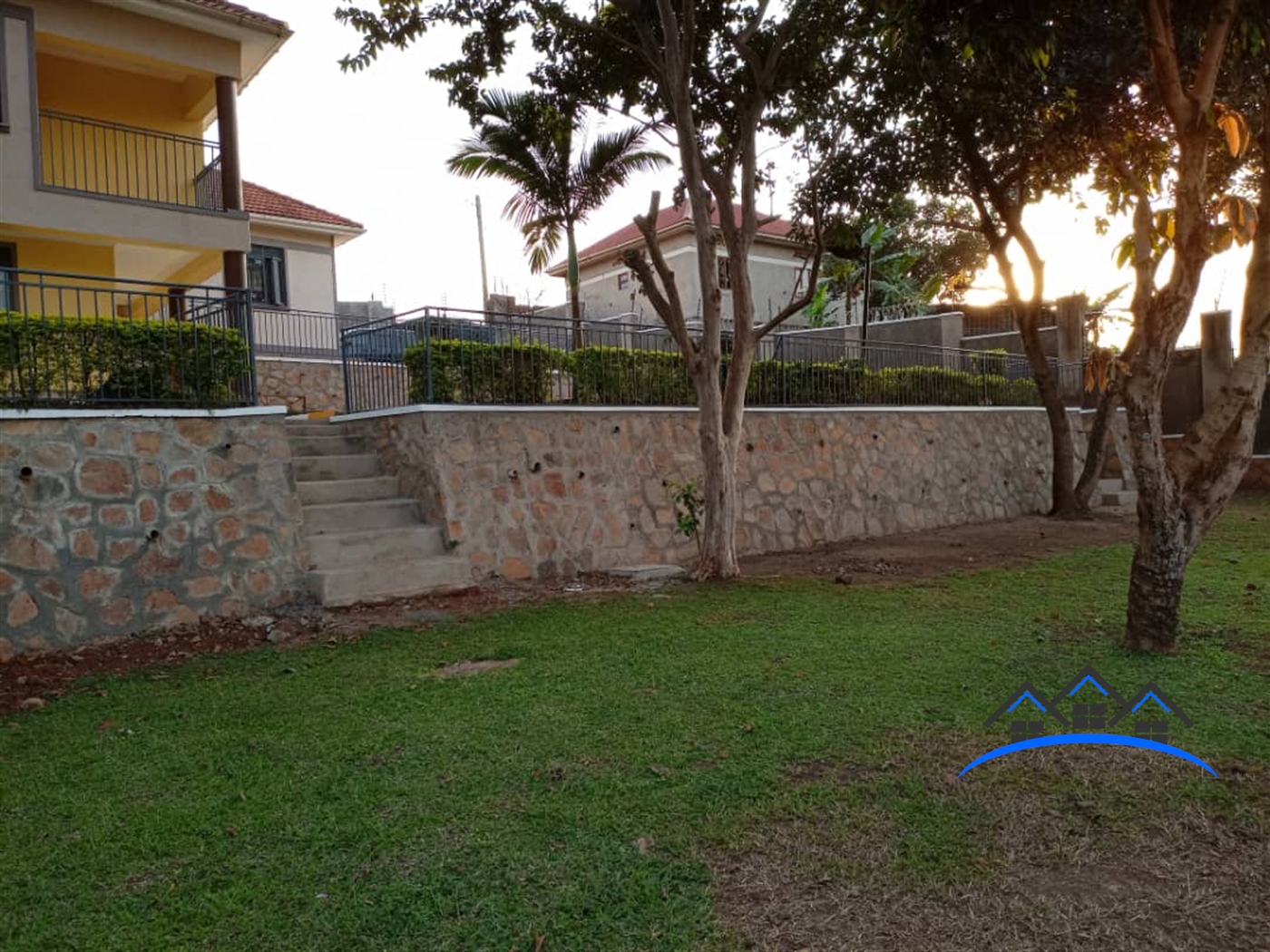 Mansion for sale in Naalya Wakiso