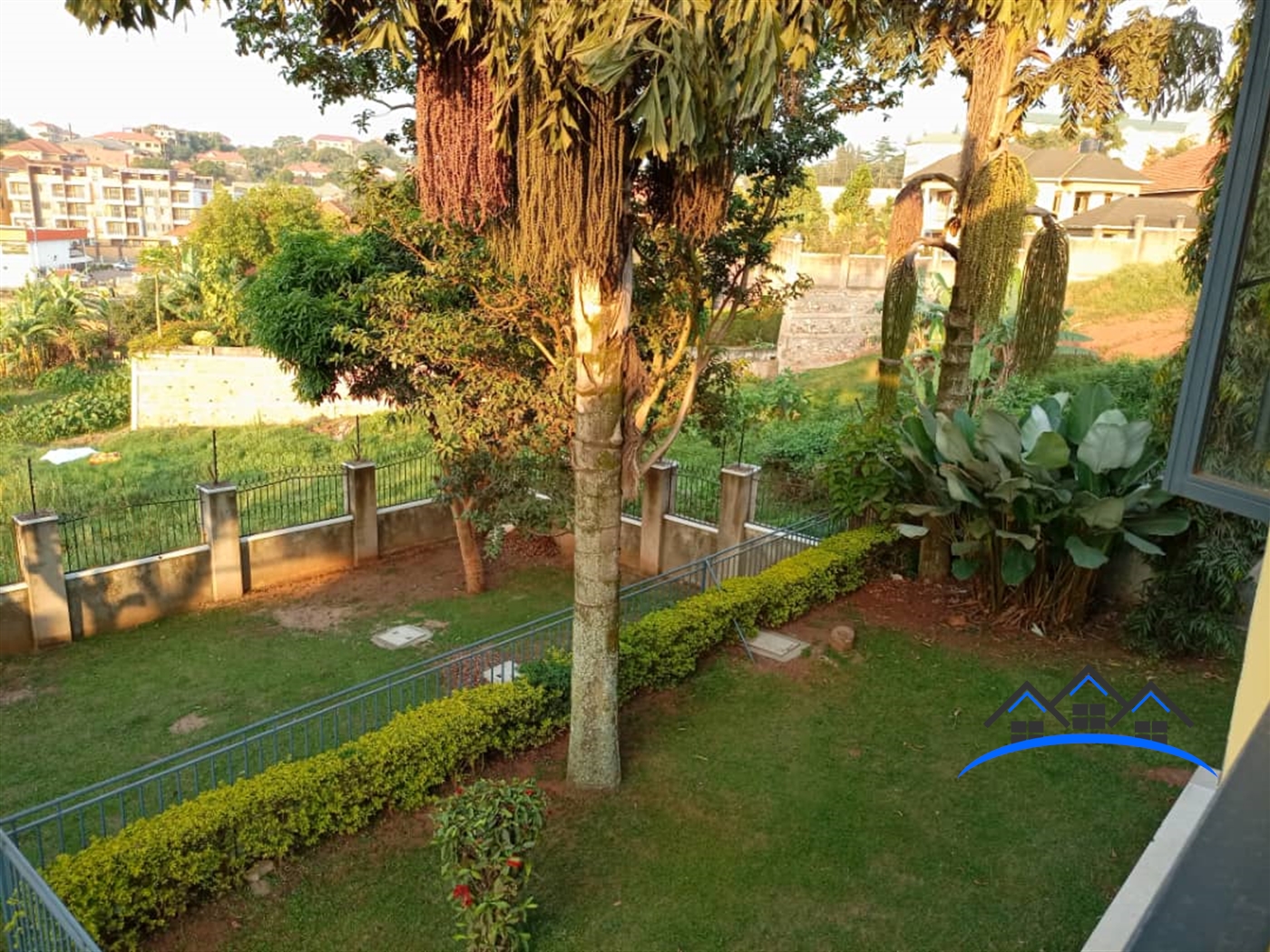 Mansion for sale in Naalya Wakiso