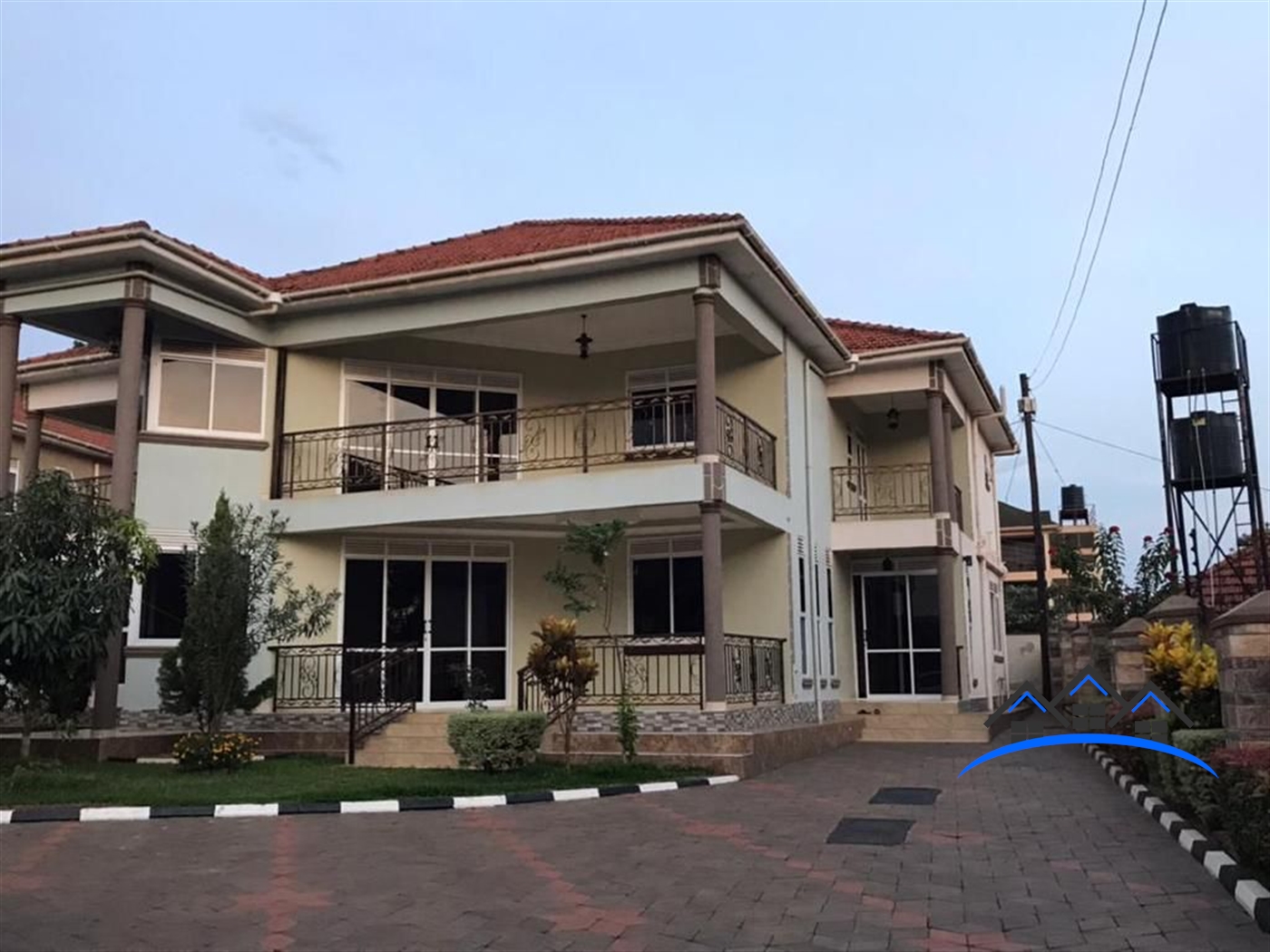 Mansion for sale in Munyonyo Kampala