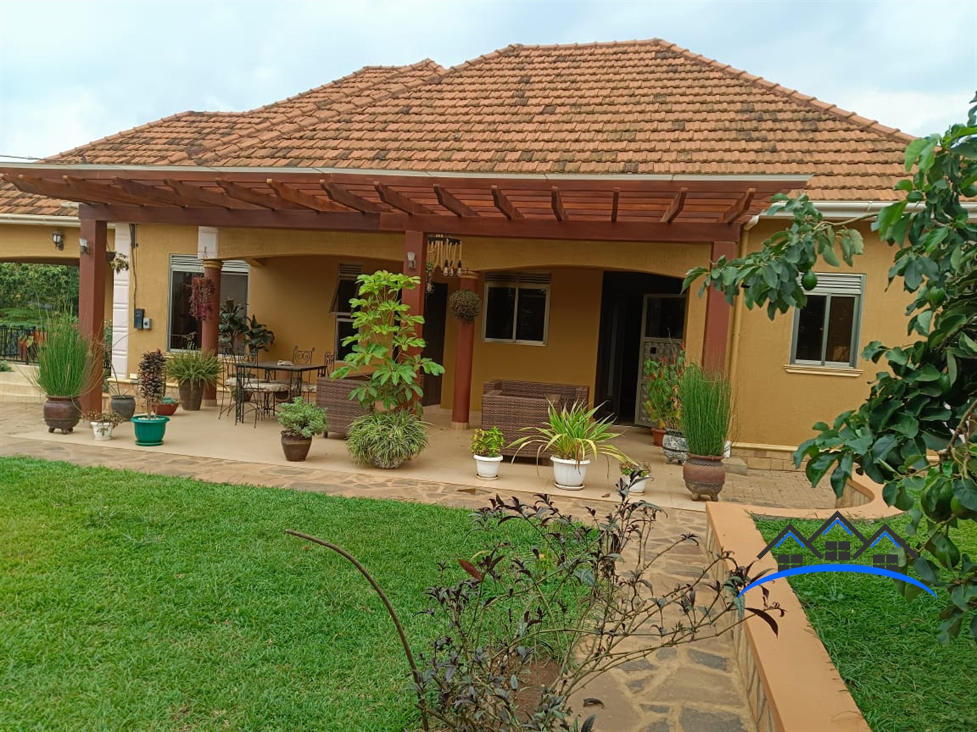 Bungalow for sale in Kira Wakiso