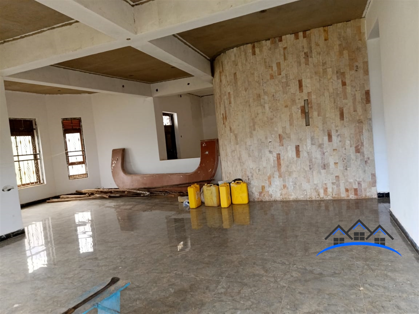 Mansion for sale in Buwaate Wakiso