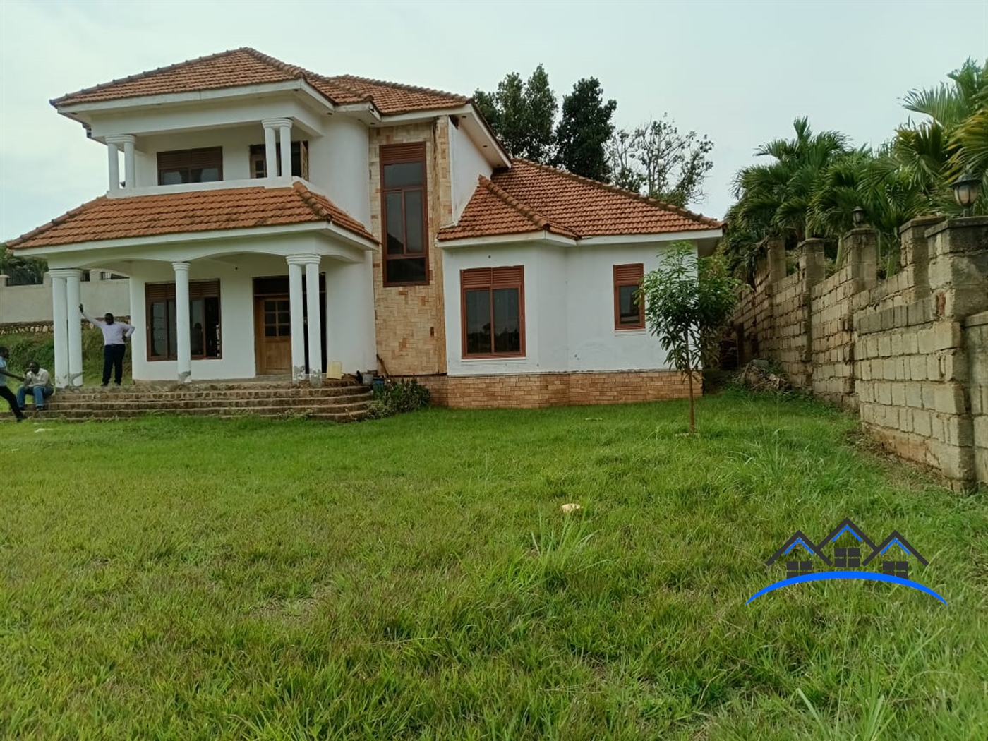 Mansion for sale in Buwaate Wakiso