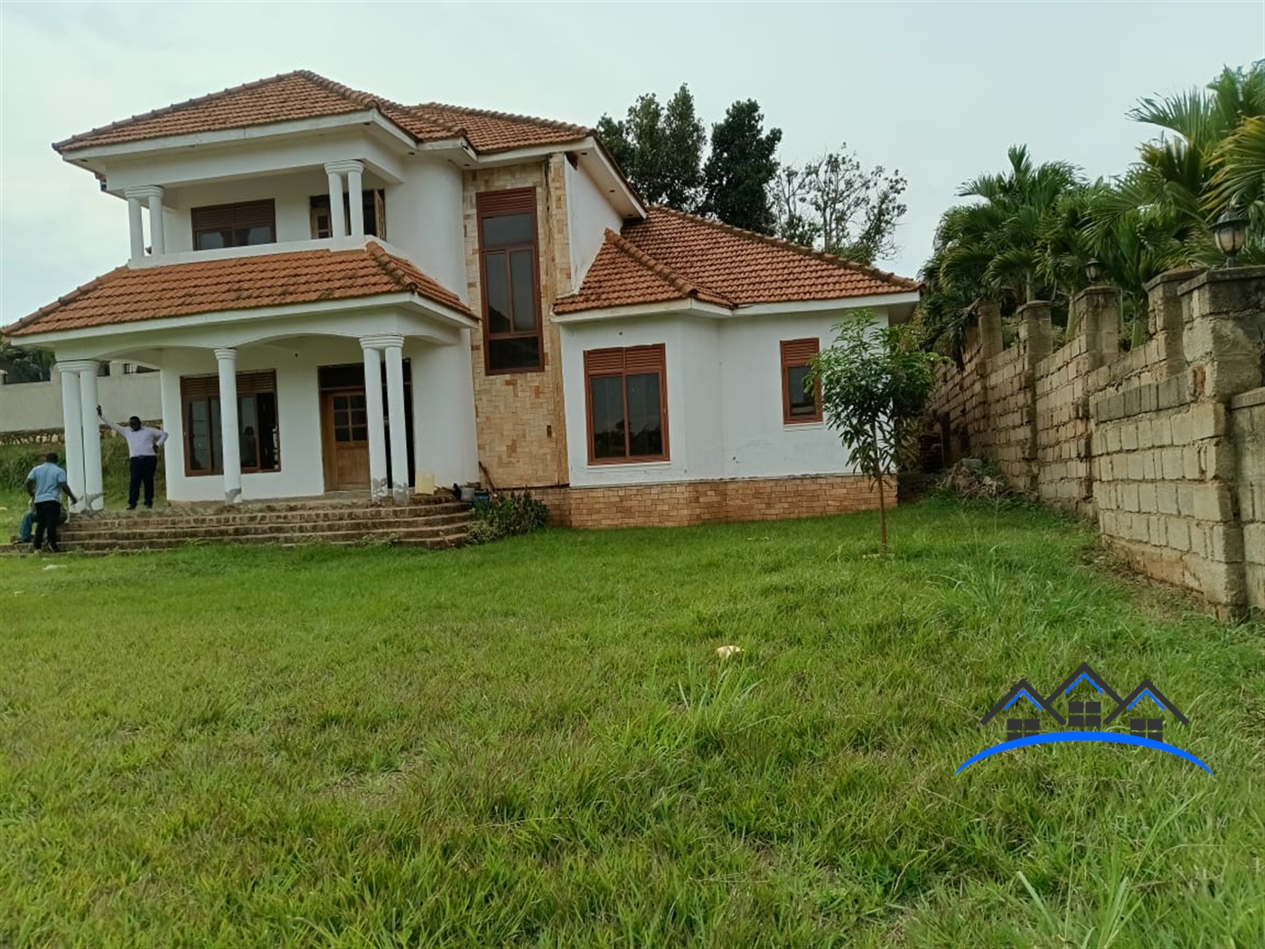 Mansion for sale in Buwaate Wakiso