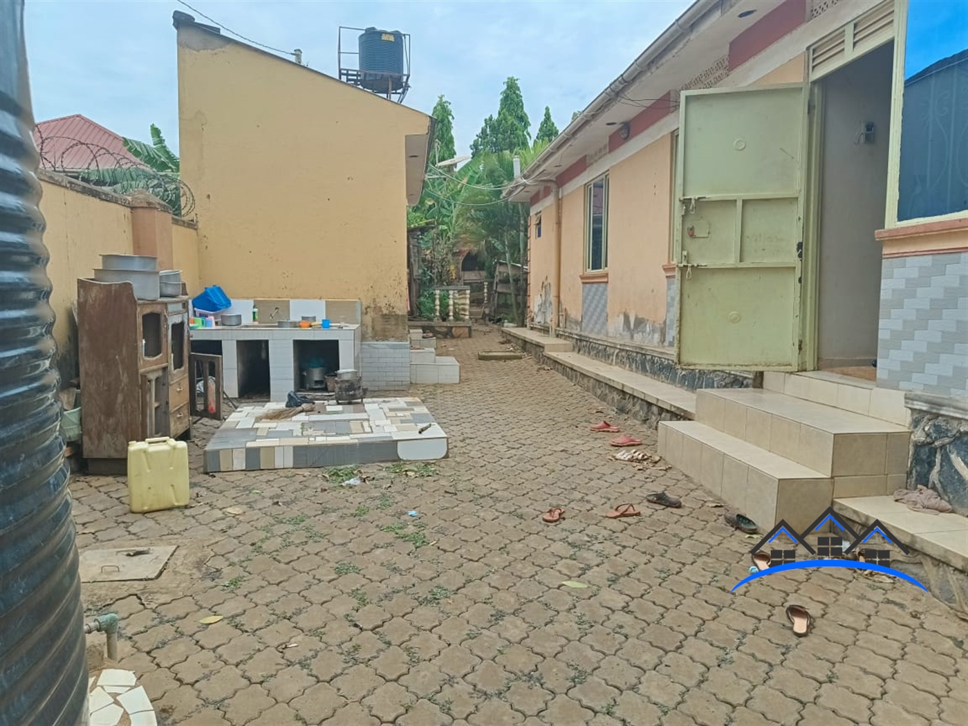 Bungalow for sale in Kira Wakiso