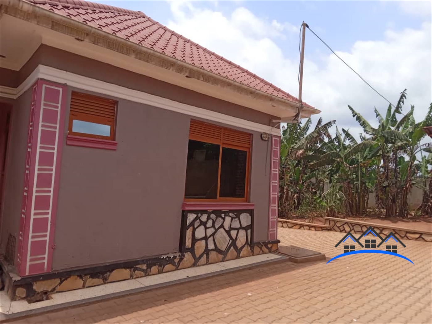 Bungalow for sale in Kitende Wakiso