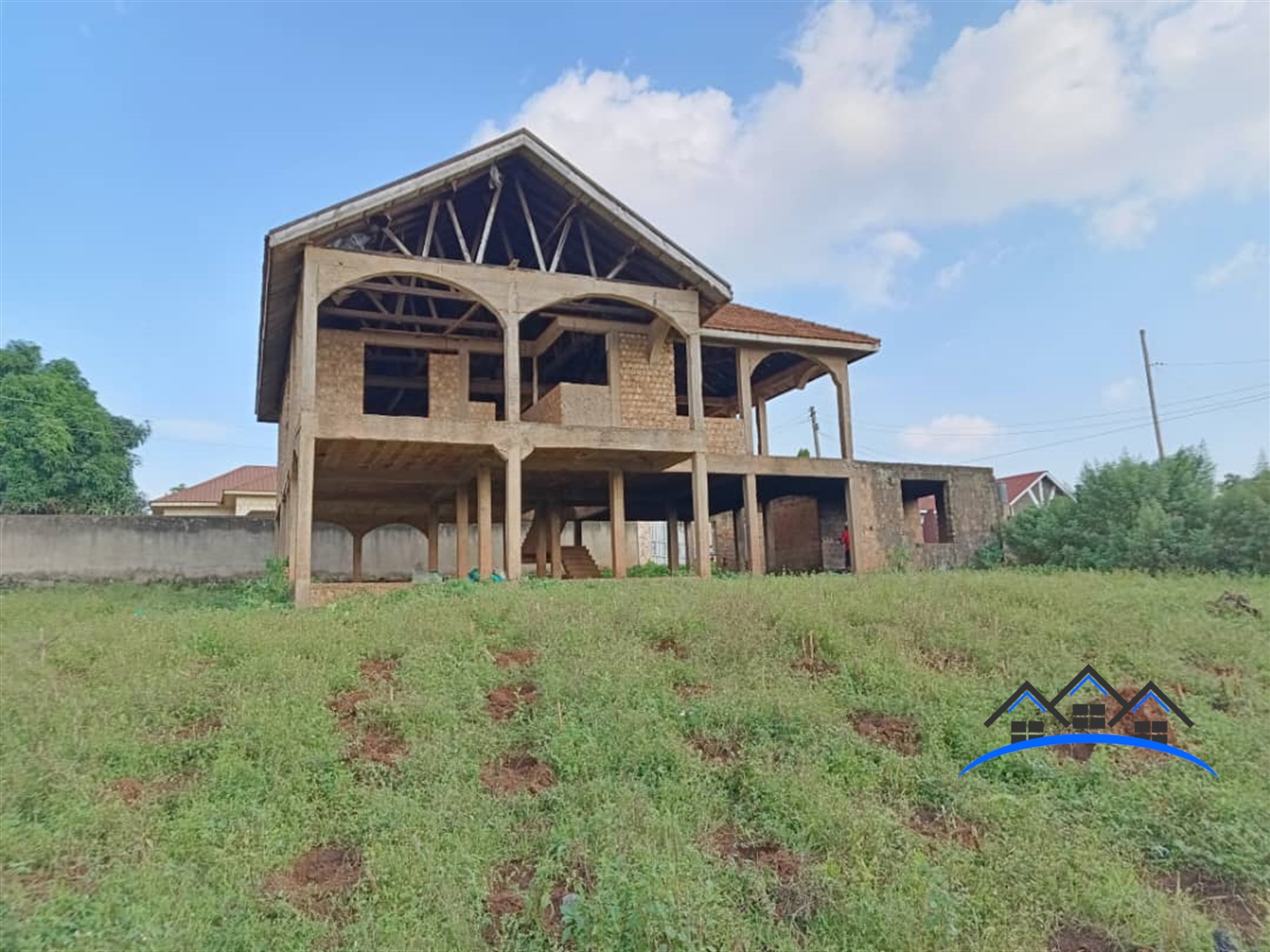 Shell House for sale in Kisaasi Kampala