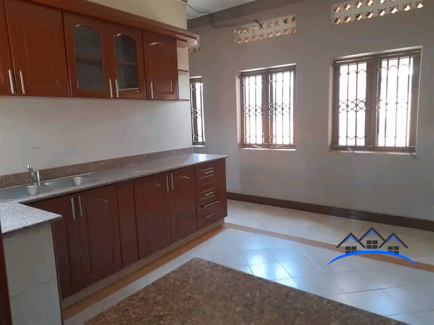 Bungalow for sale in Nakweelo Wakiso