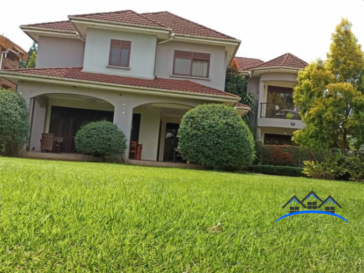 Storeyed house for sale in Bbunga Kampala