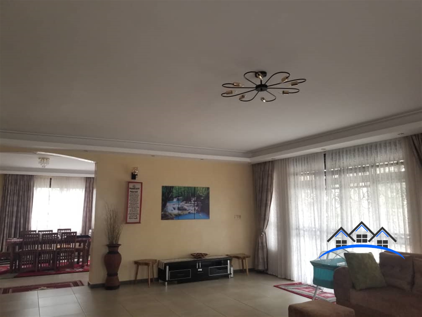 Mansion for sale in Garuga Wakiso