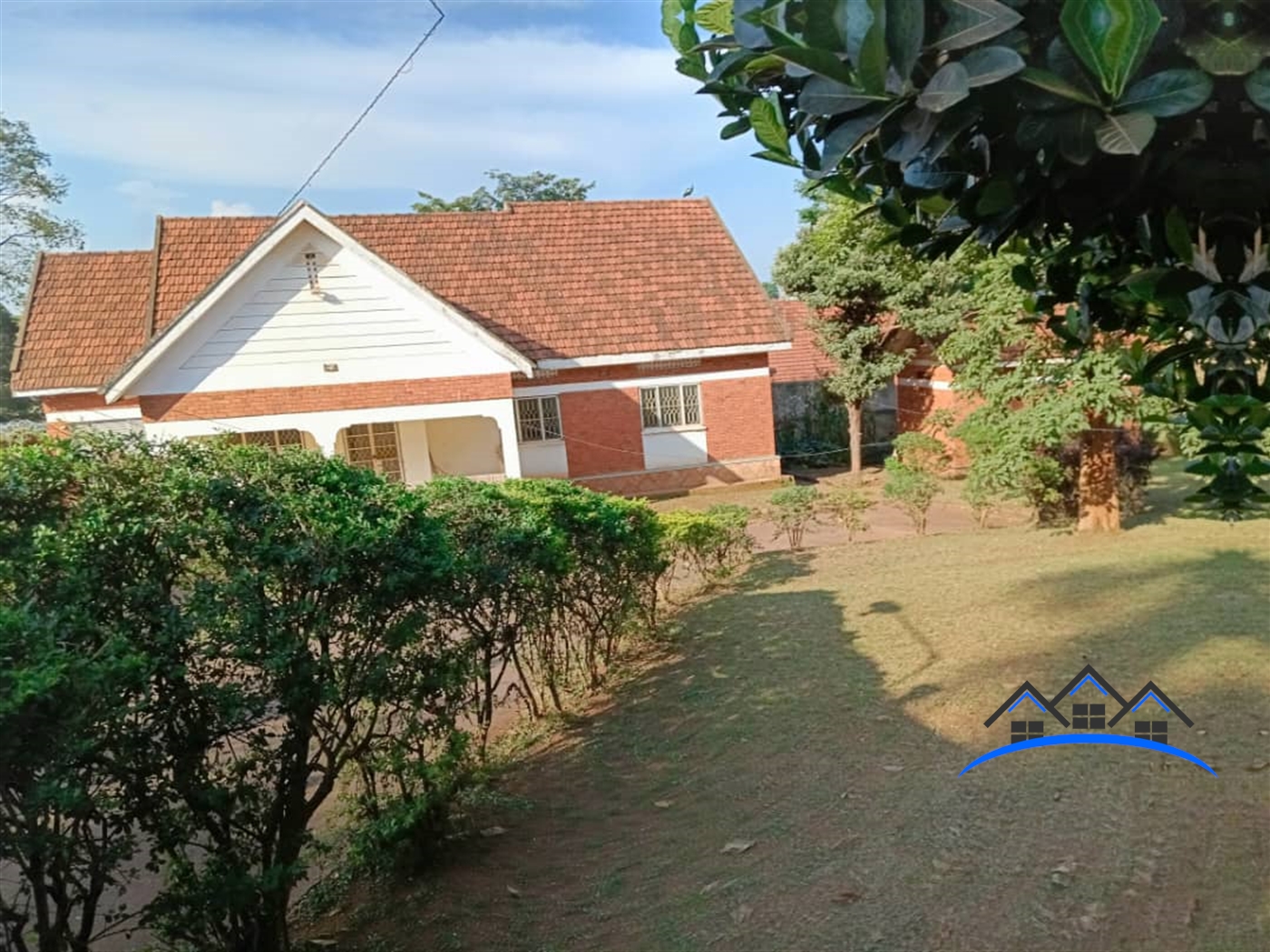 Bungalow for sale in Naguru Kampala