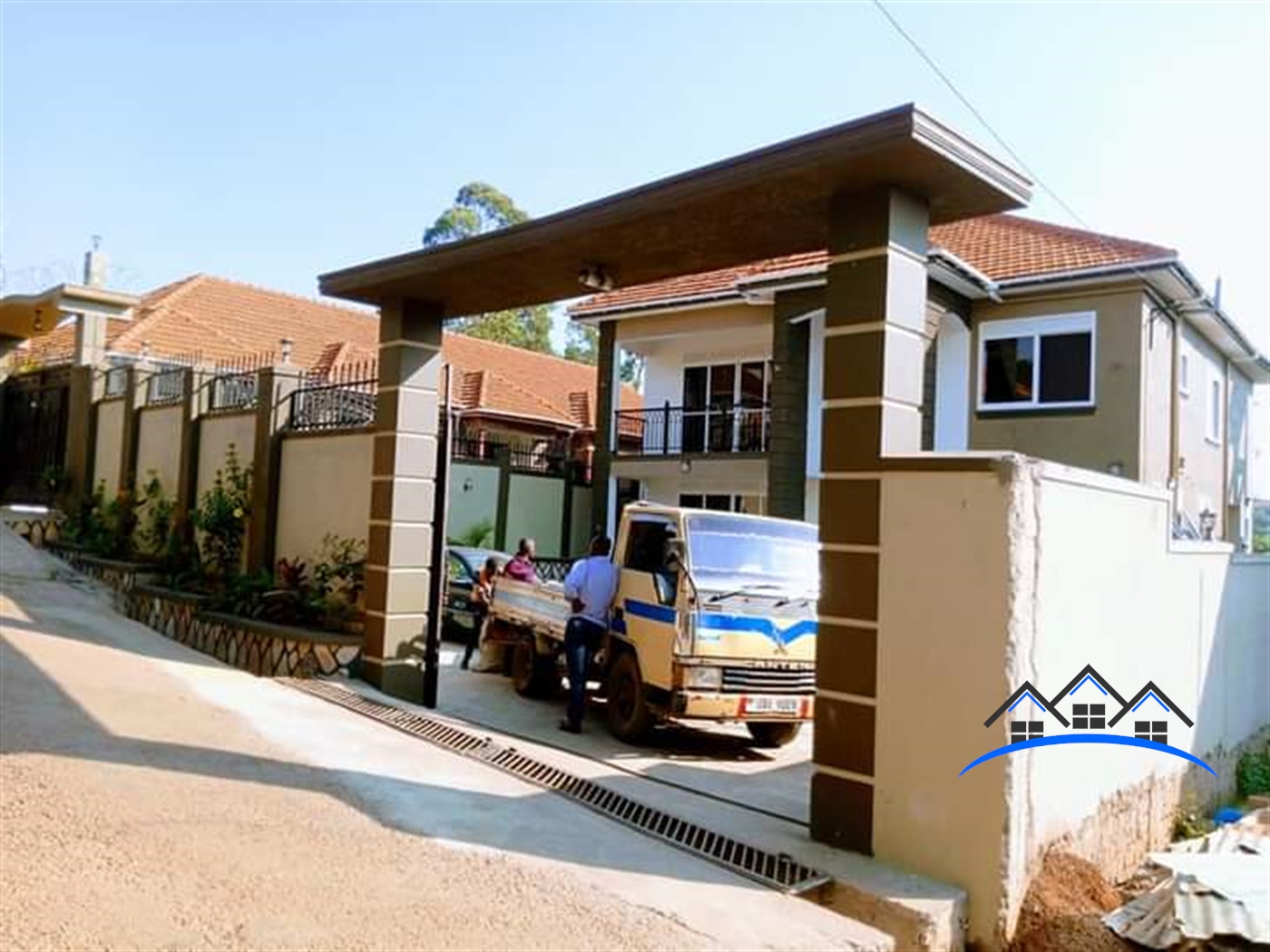 Villa for sale in Kira Wakiso