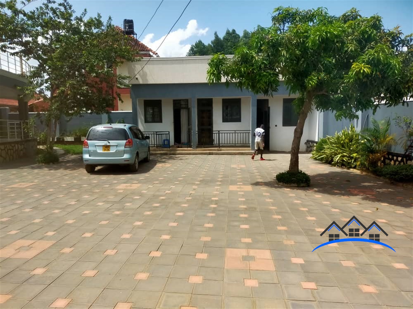 Storeyed house for sale in Muyenga Kampala