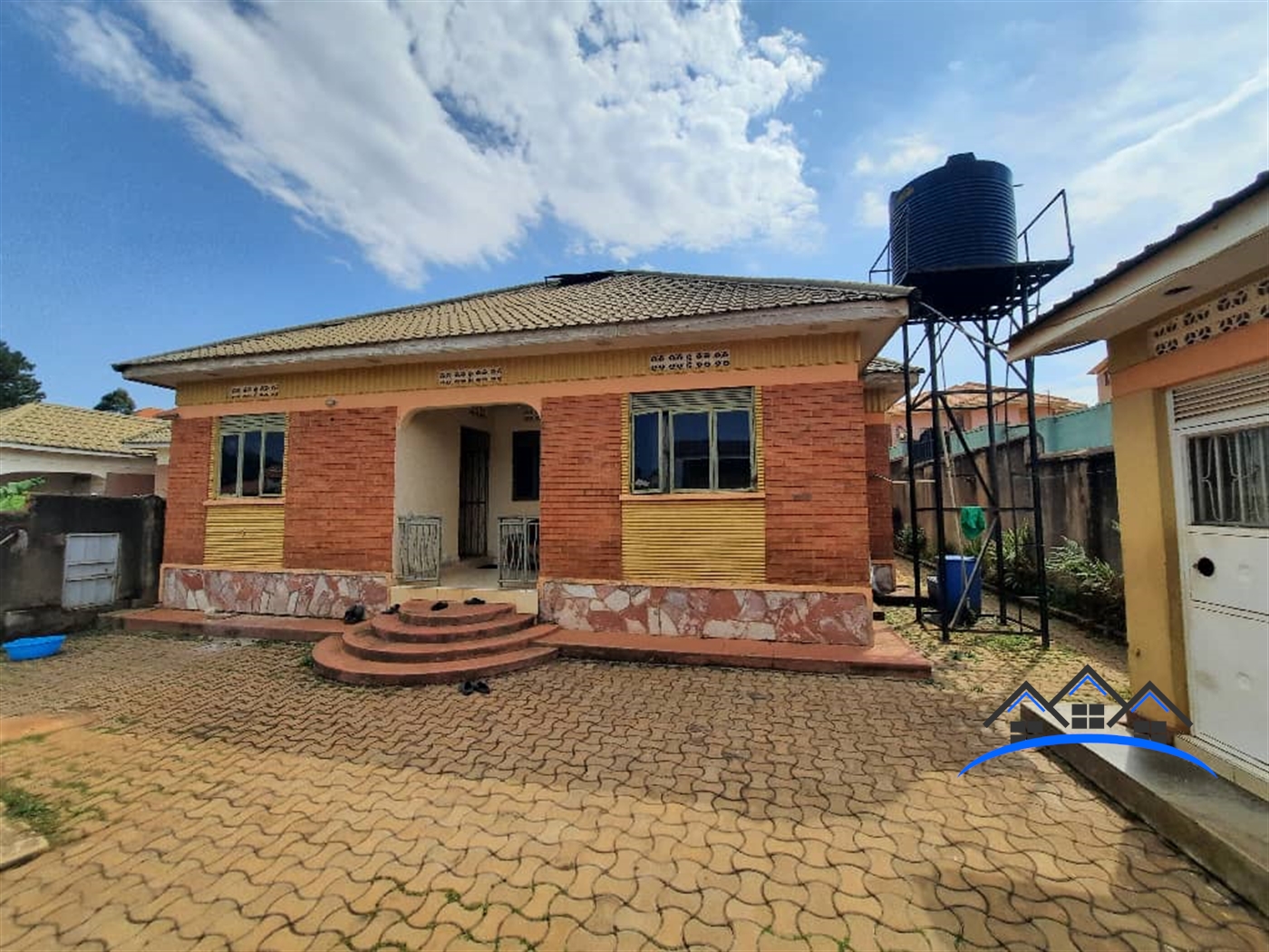 Bungalow for sale in Kyaliwajjala Wakiso