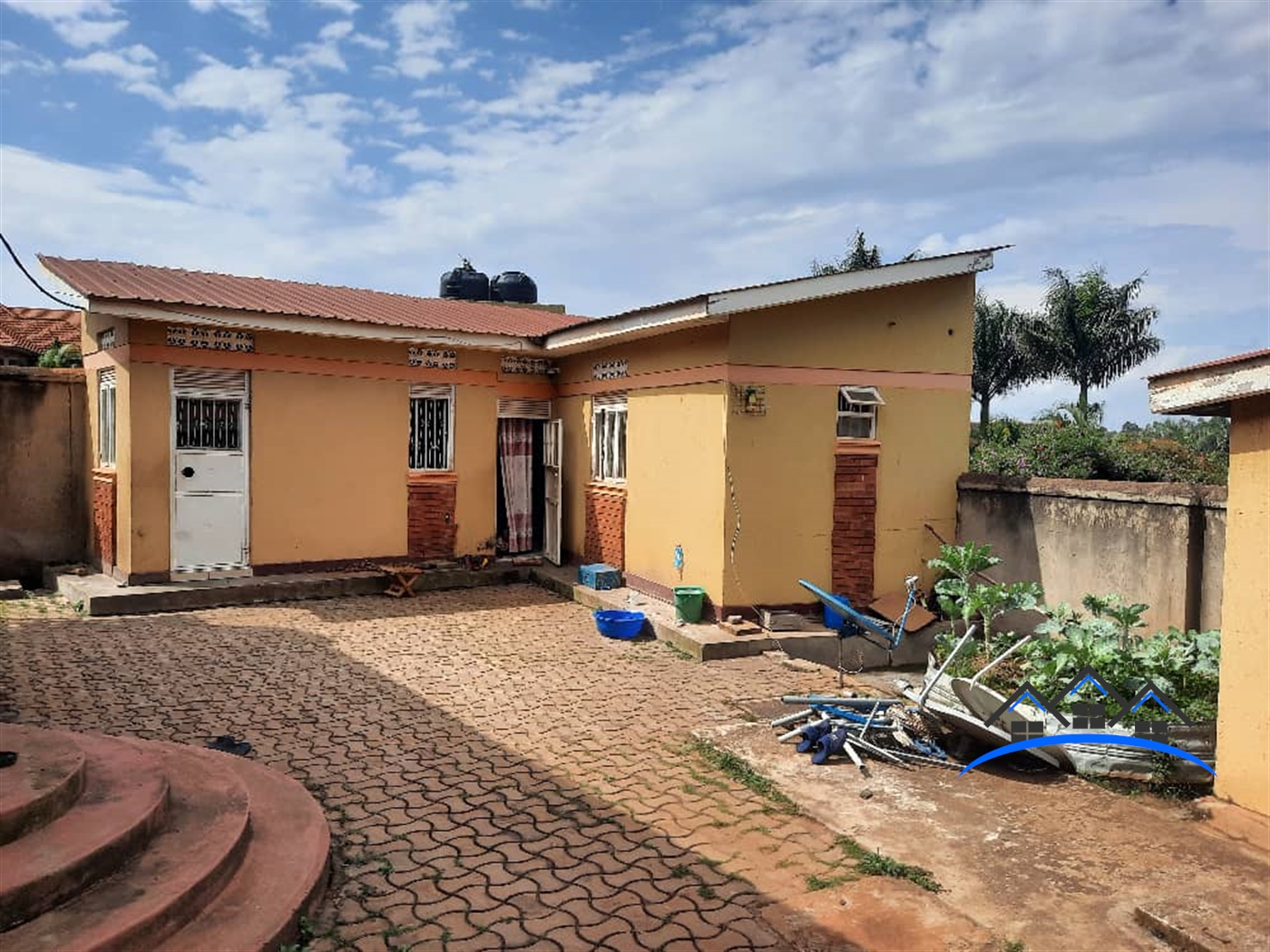 Bungalow for sale in Kyaliwajjala Wakiso