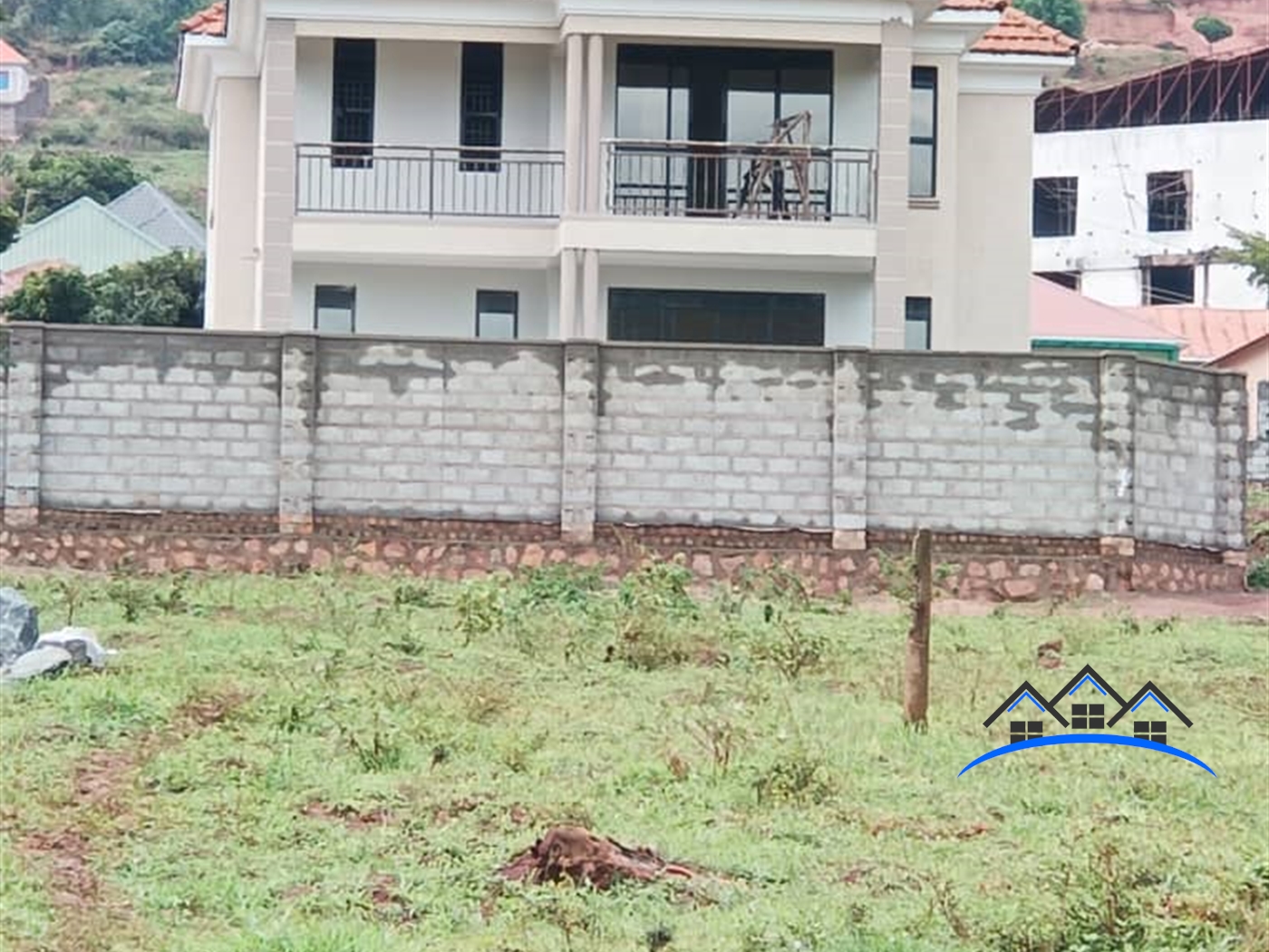 Storeyed house for sale in Kitende Wakiso