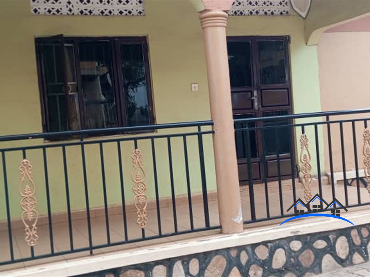 Town House for sale in Bukesa Kampala