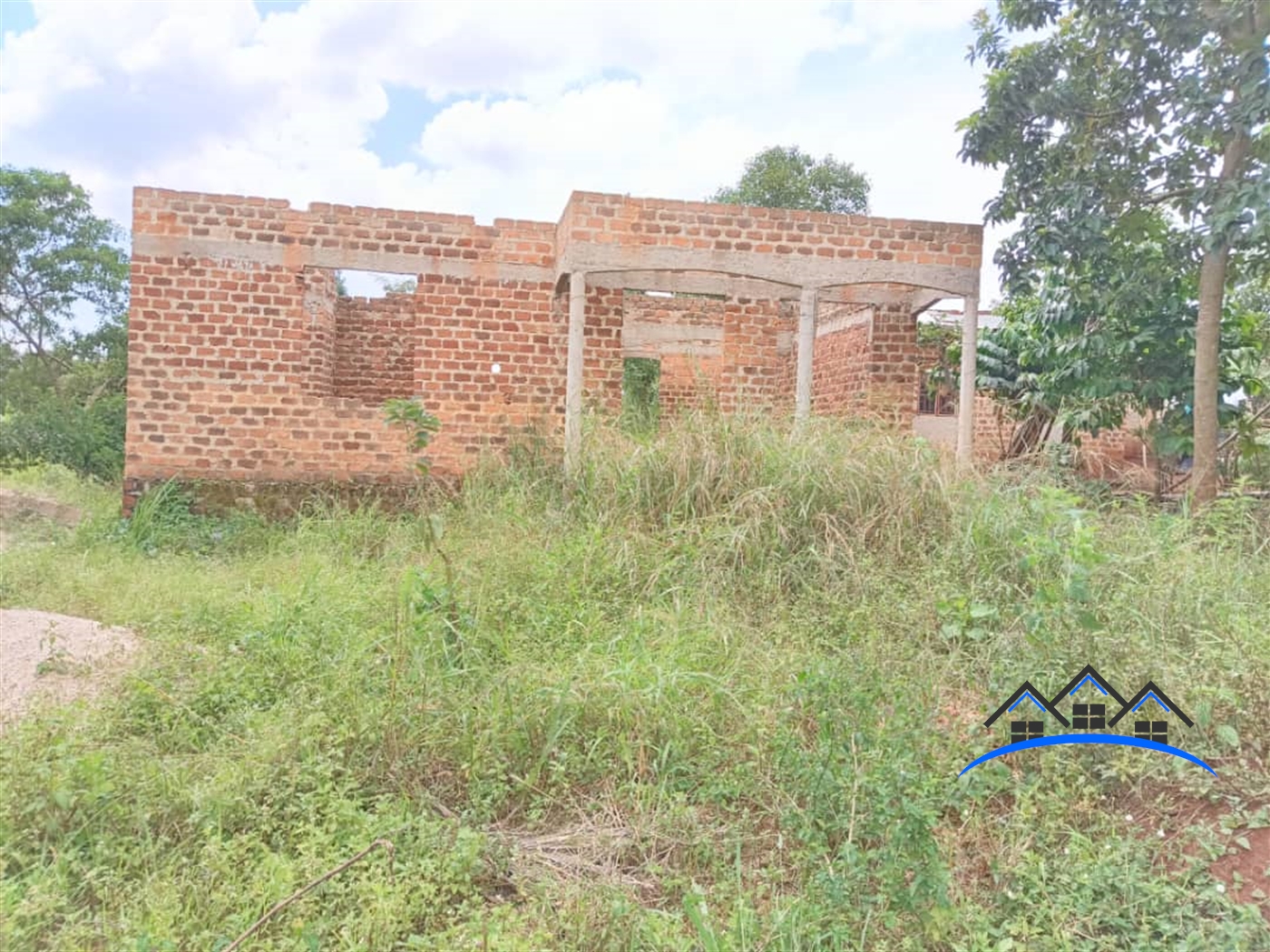 Shell House for sale in Nakisunga Mukono