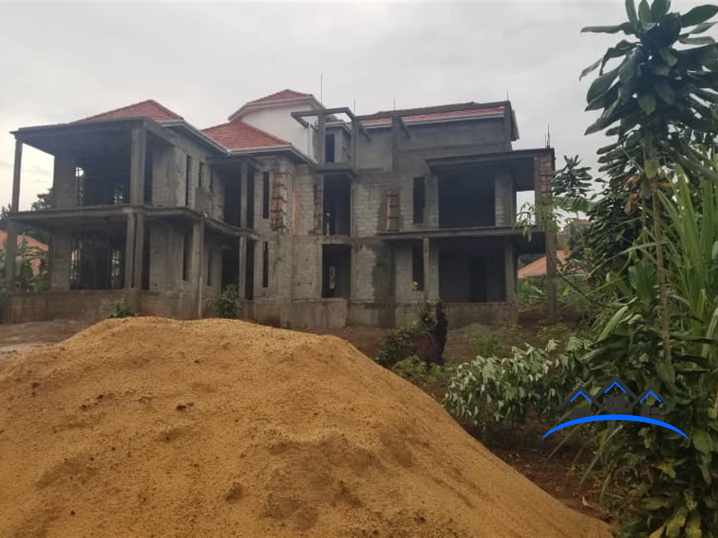 Shell House for sale in Bwebajja Wakiso