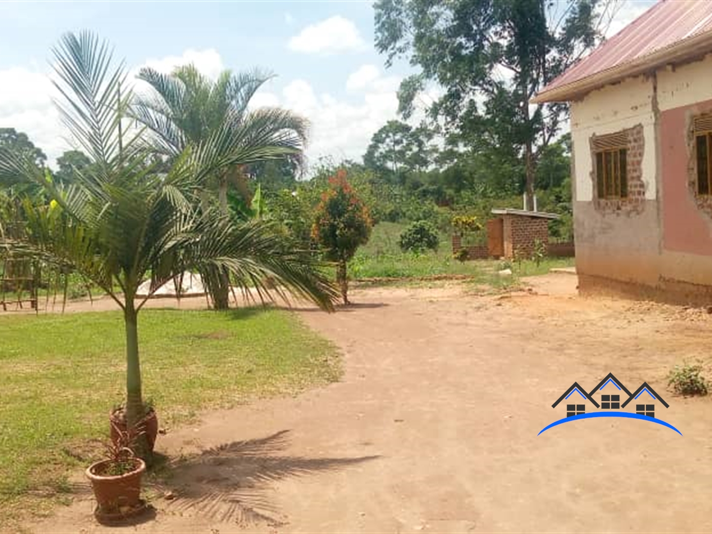 Bungalow for sale in Kibiribiri Mukono