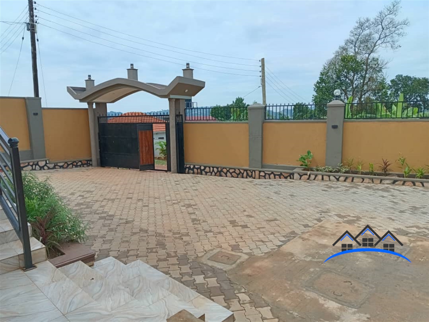 Bungalow for sale in Bwebajja Wakiso