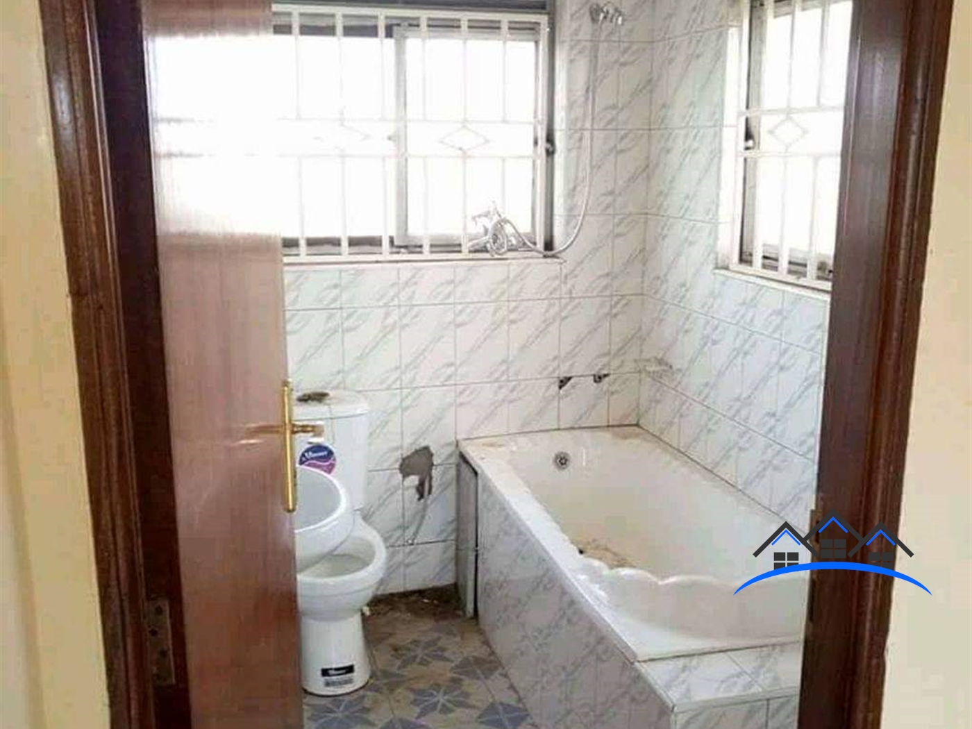 Bathroom (Toilet)