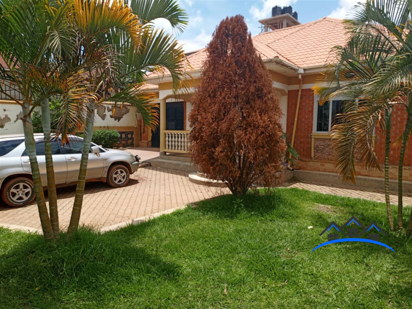 Bungalow for sale in Nansana Wakiso