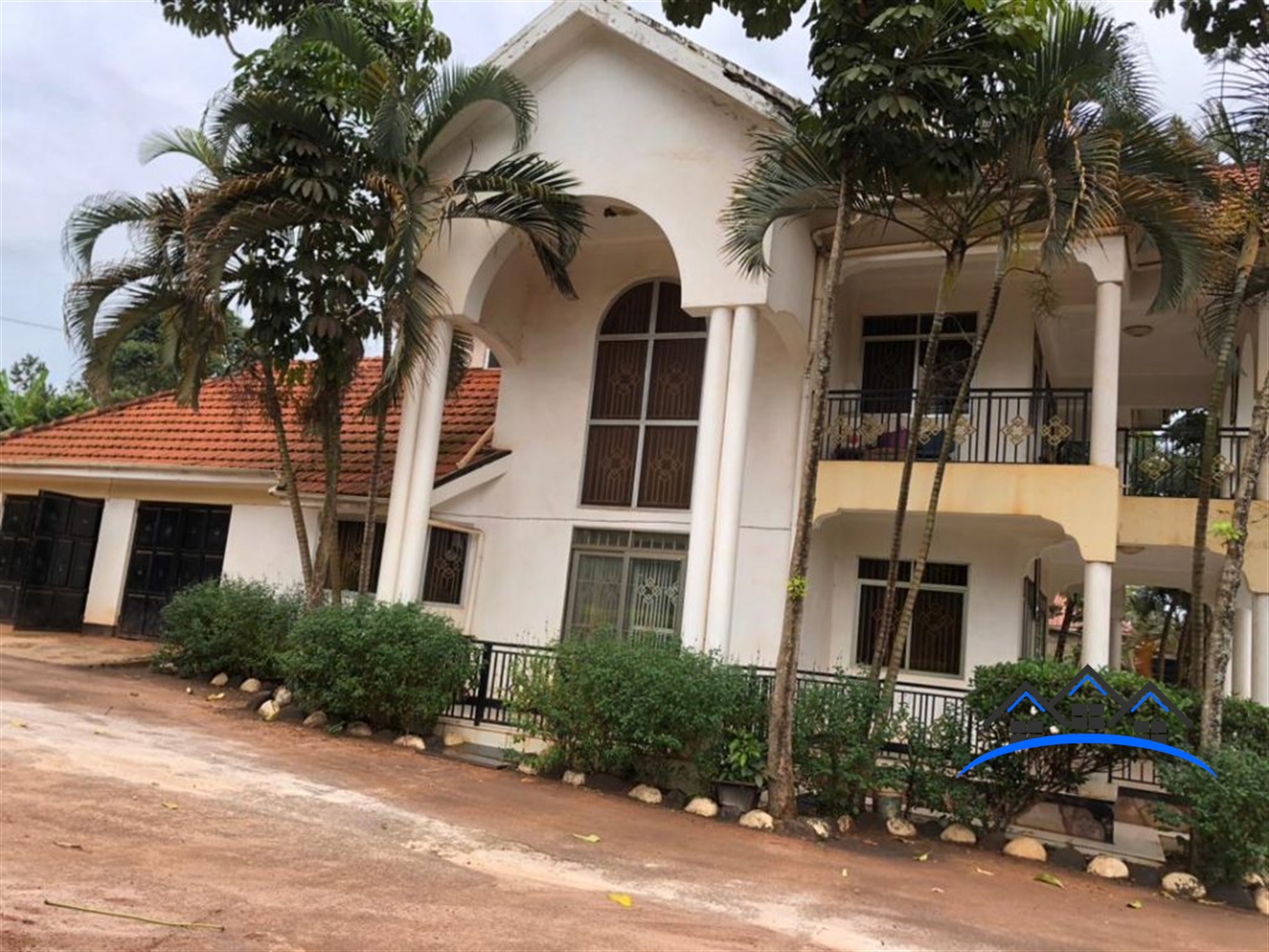 Storeyed house for sale in Wattuba Wakiso