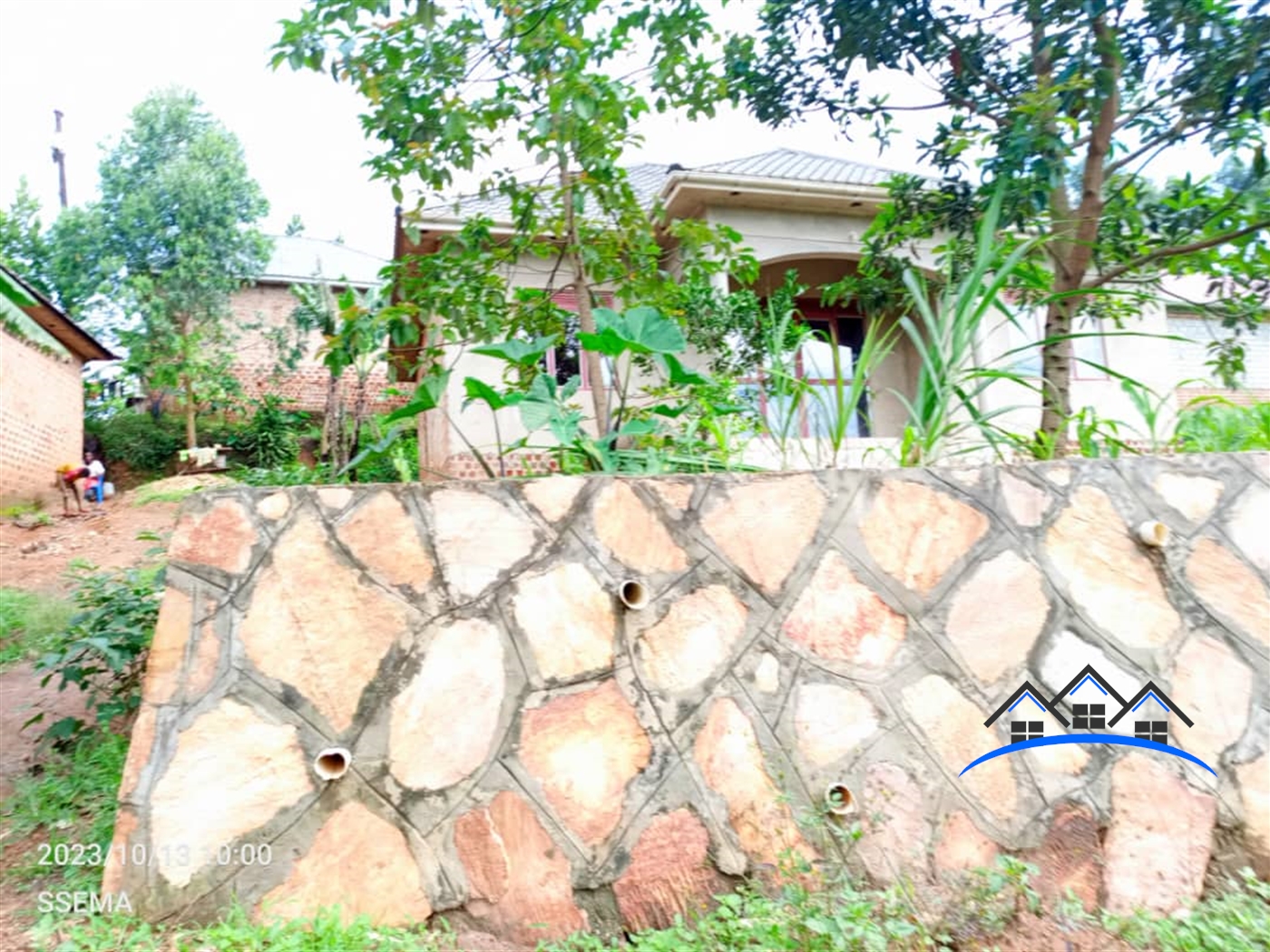 Bungalow for sale in Buyaala Mpigi