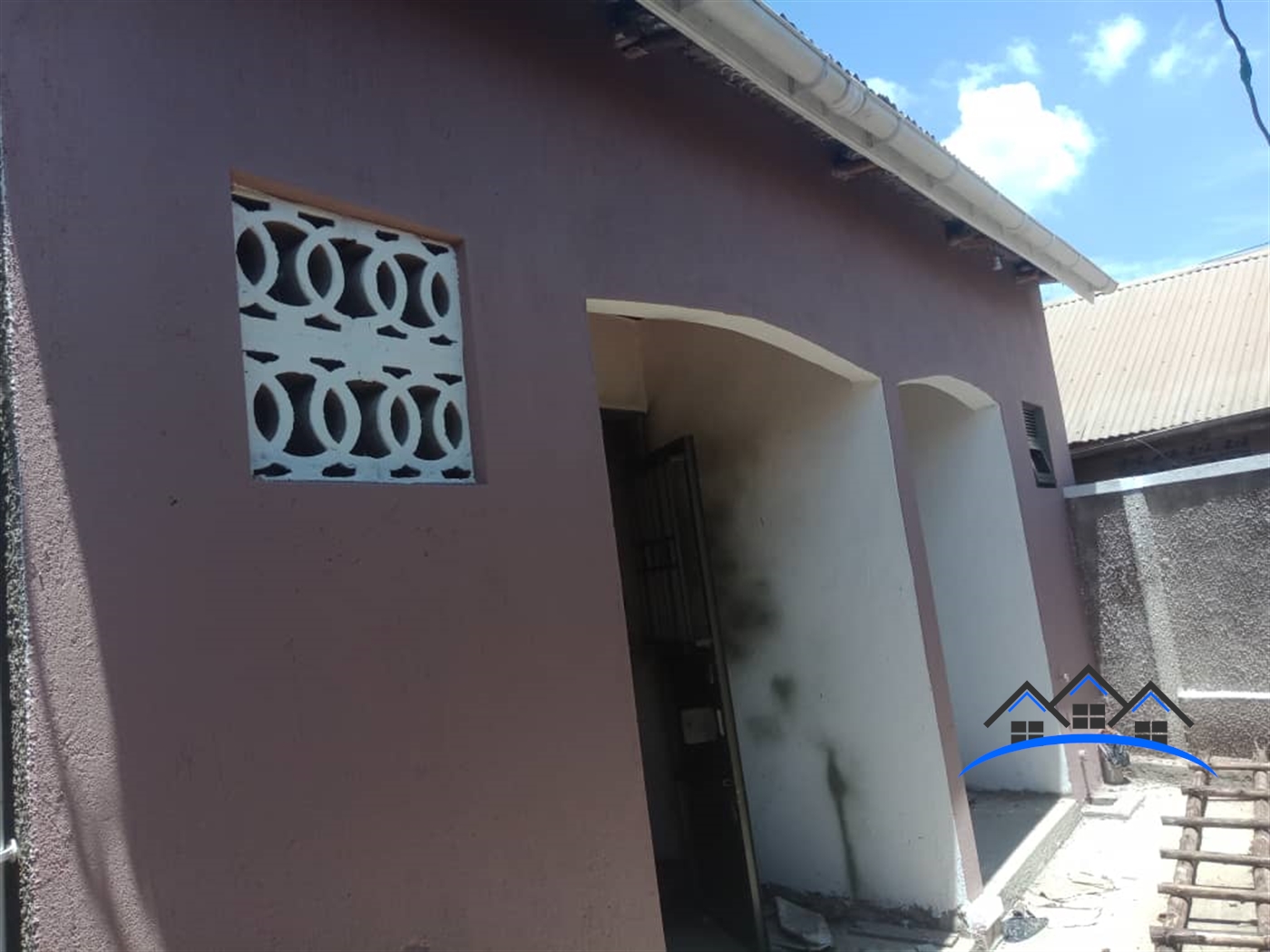 Bungalow for sale in Nansana Wakiso