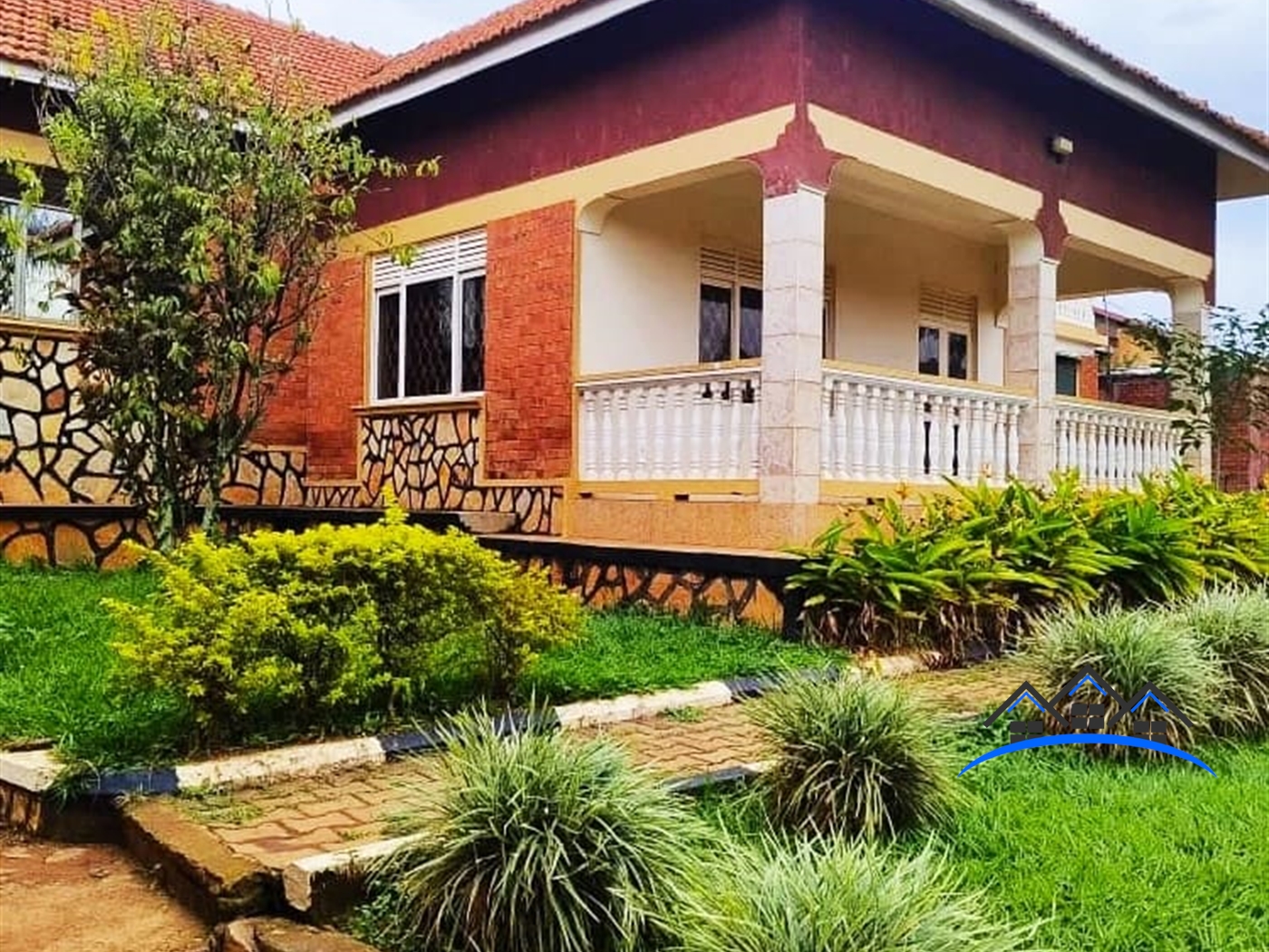 Bungalow for sale in Mbuya Kampala