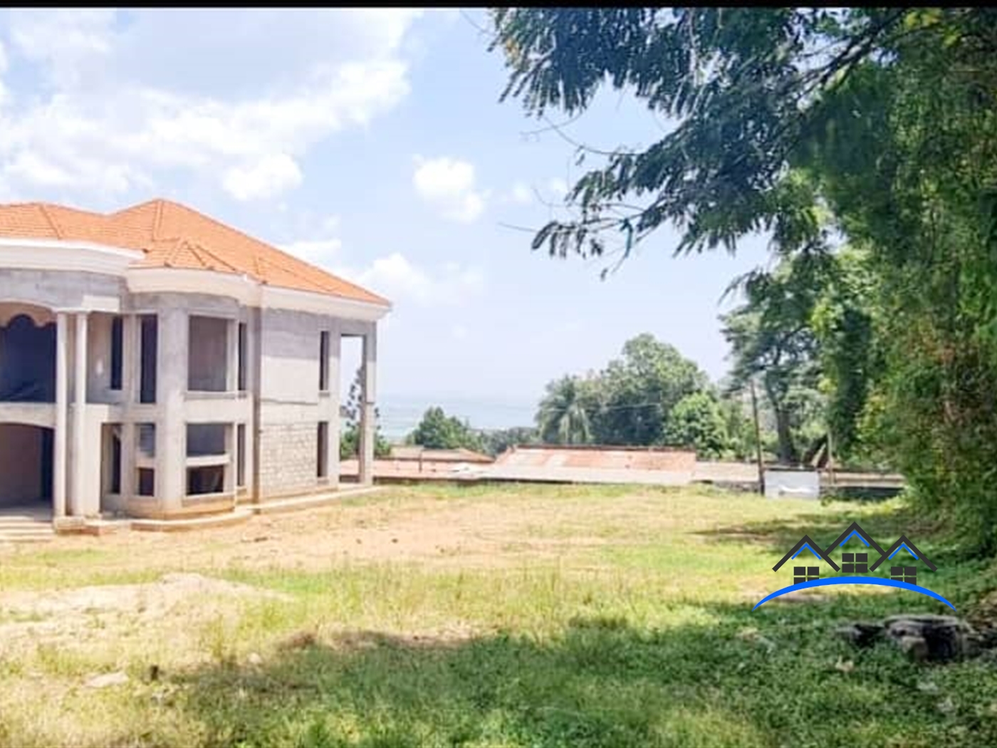 Shell House for sale in Muyenga Kampala