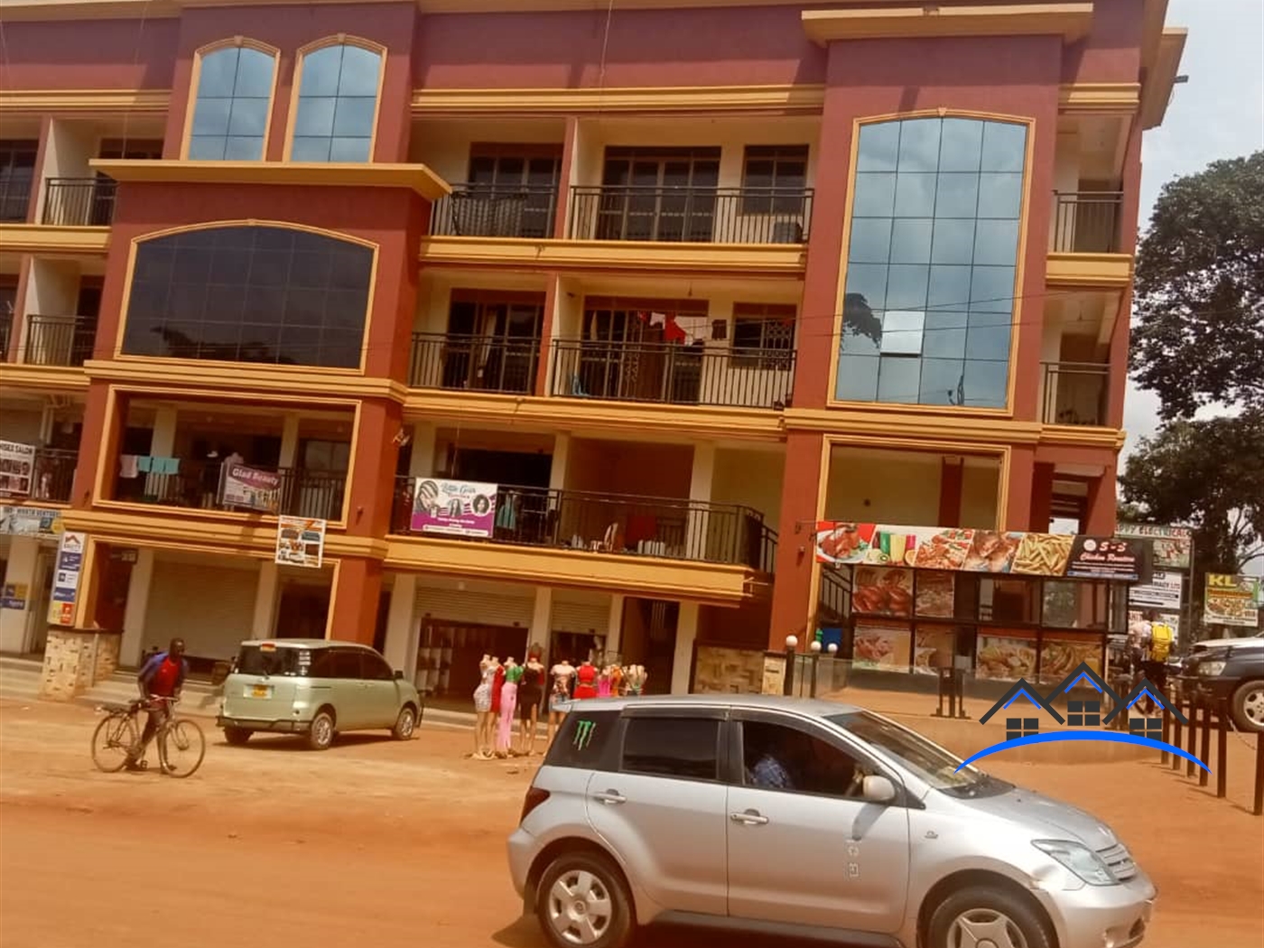 Commercial block for sale in Makindye Kampala