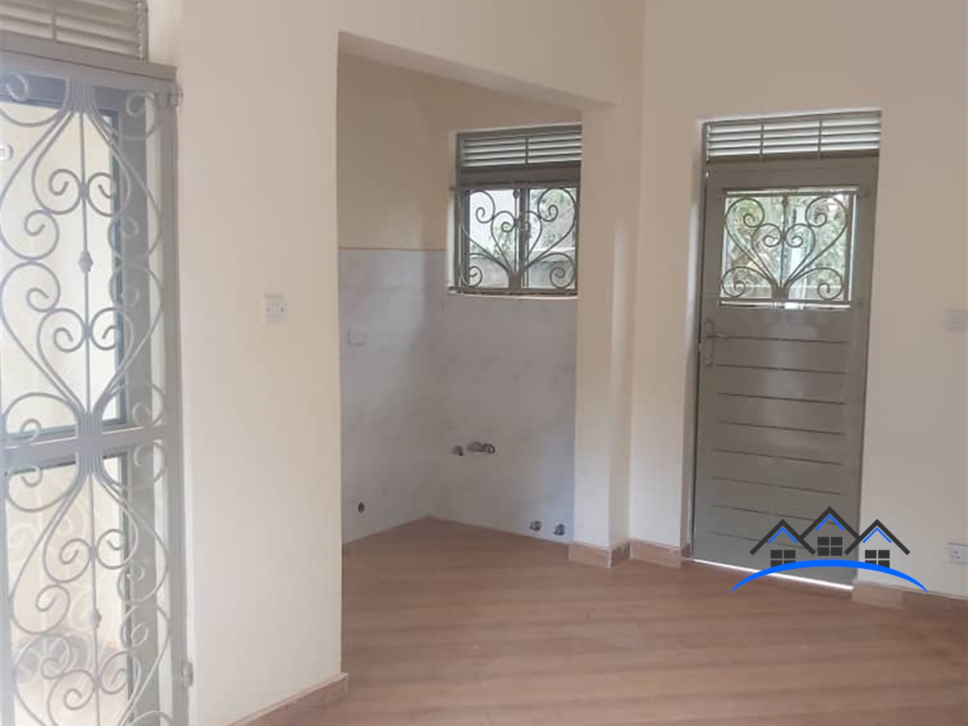 Town House for sale in Kitende Wakiso