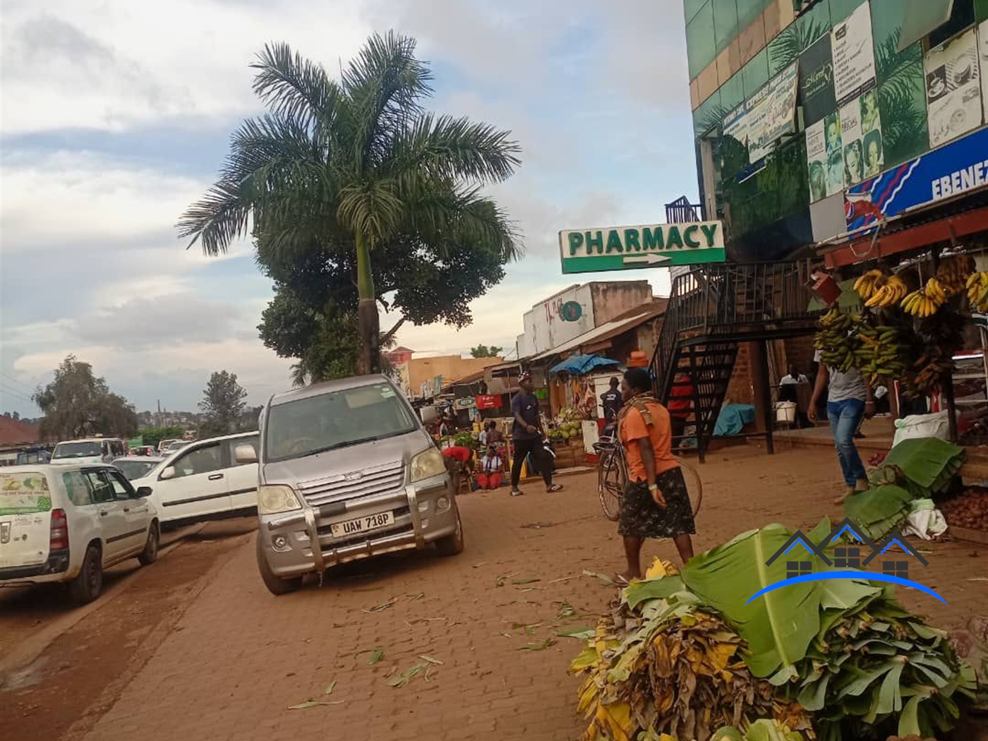 Commercial block for sale in Seguku Wakiso