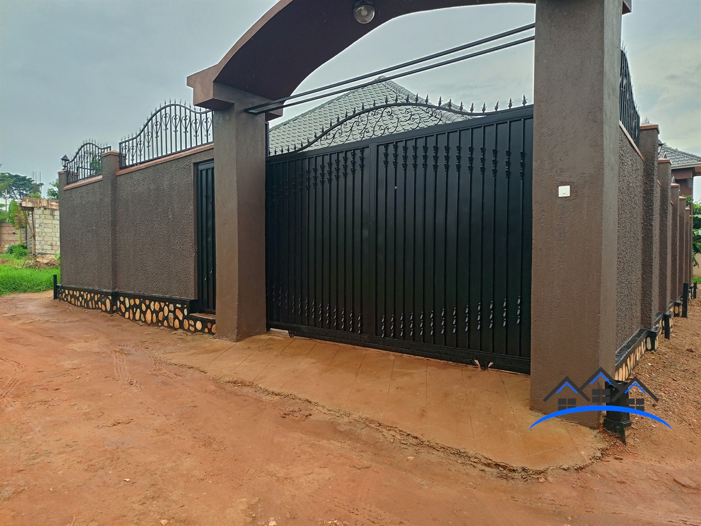 Bungalow for sale in Kigo Wakiso