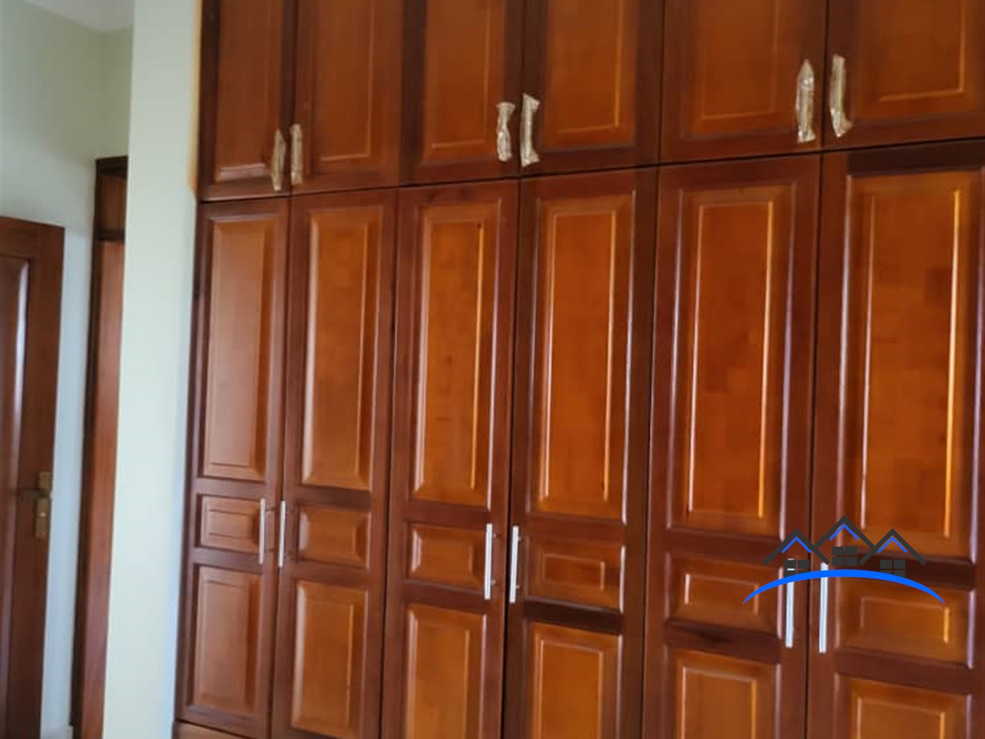 Storeyed house for sale in Kigo Wakiso